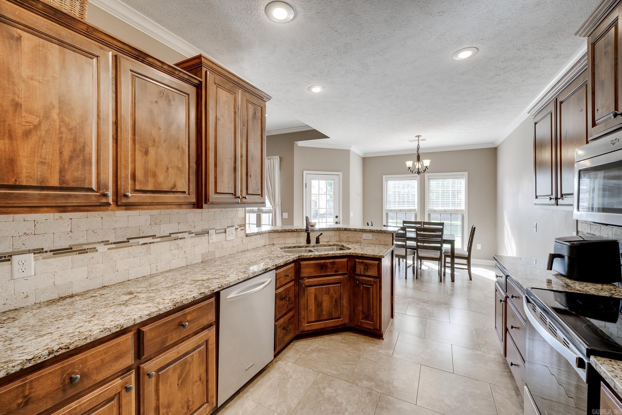 SPRING VALLEY - Residential