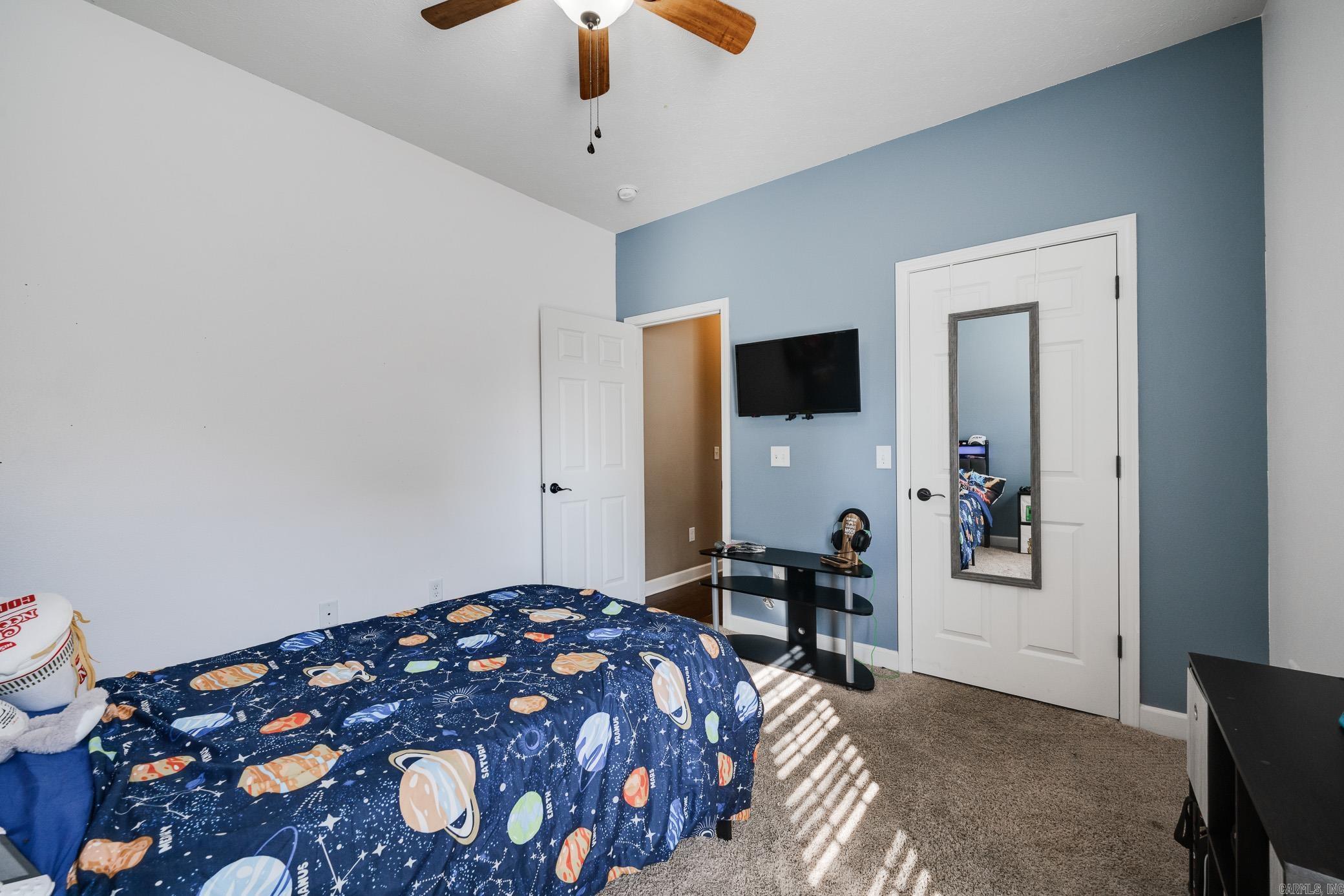 SPRING VALLEY - Residential