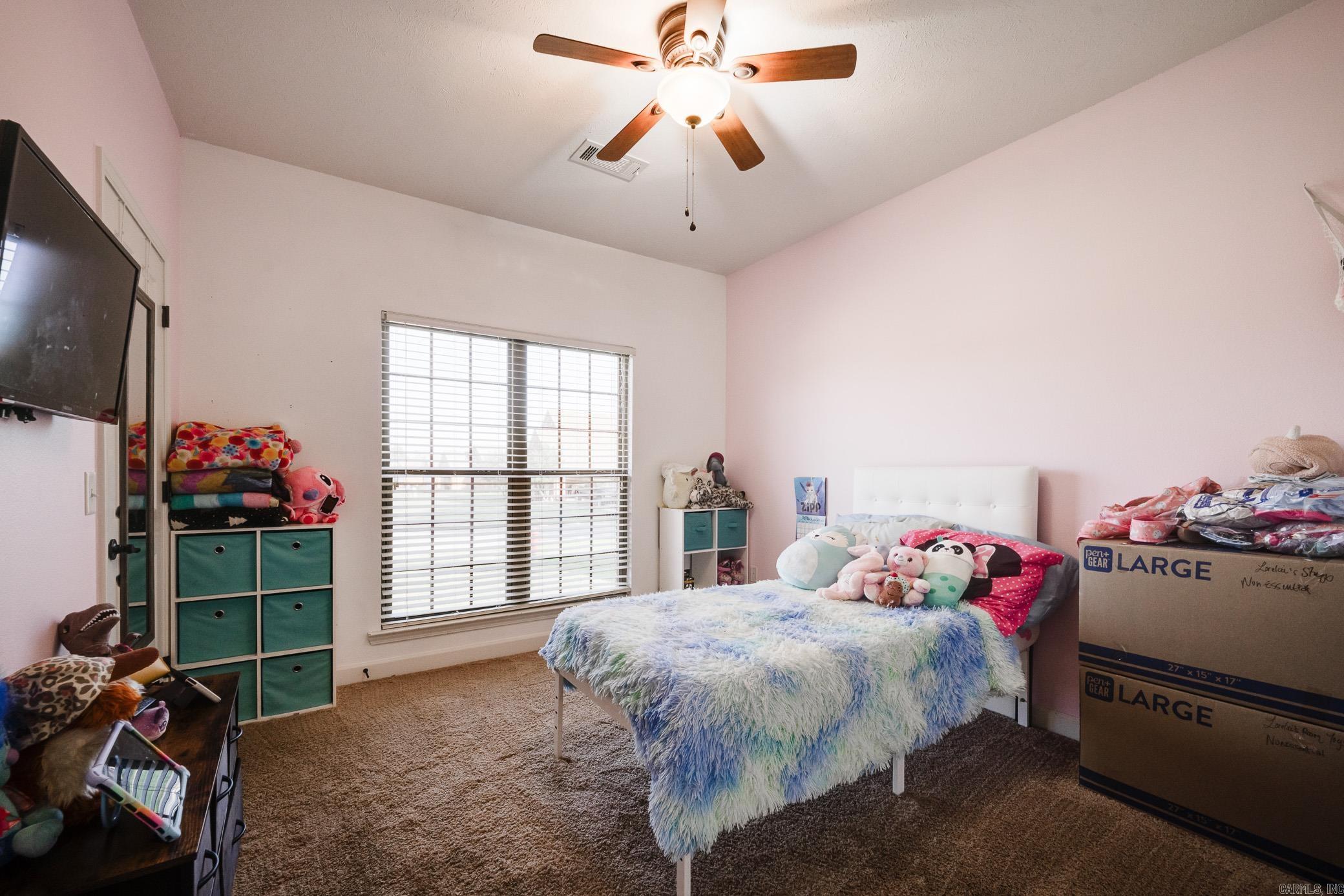 SPRING VALLEY - Residential