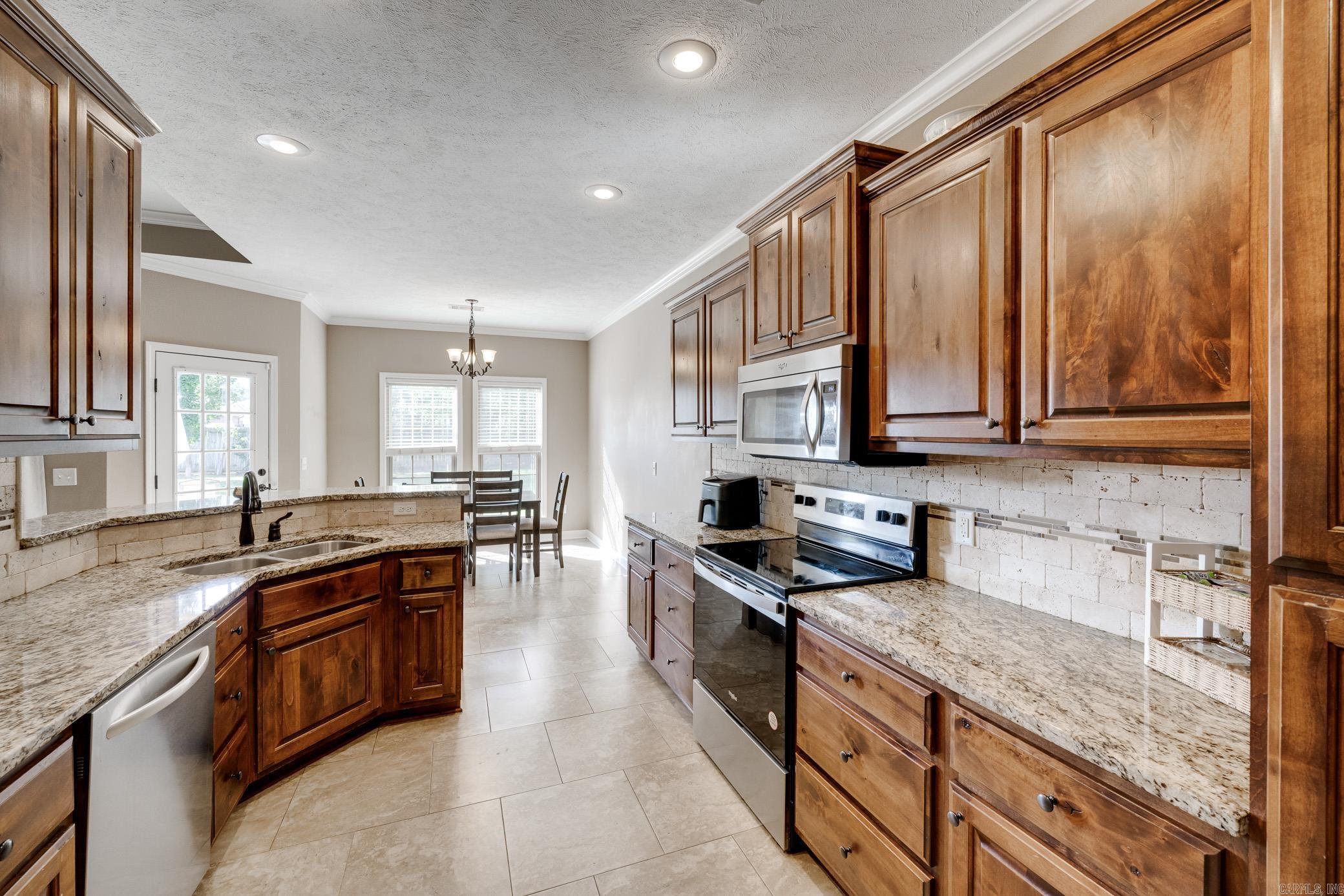 SPRING VALLEY - Residential