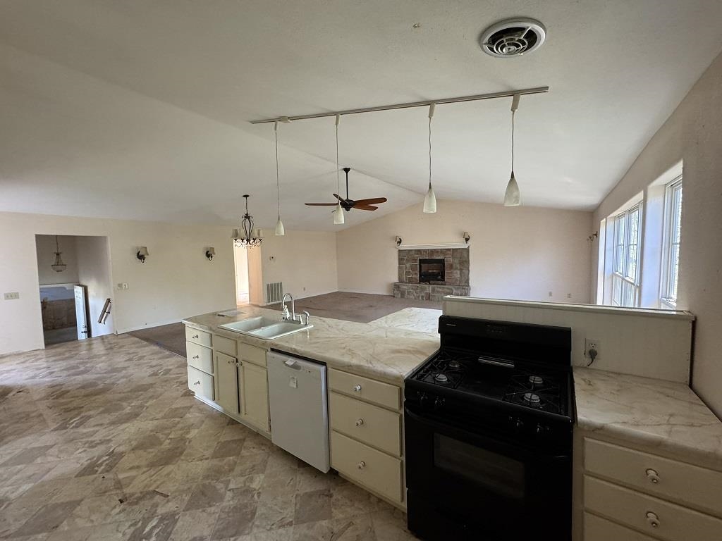 ROBERTSONS ADD - Residential