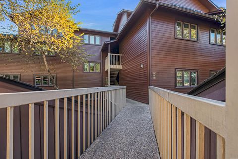 Photo of 142 Lake Hamilton Drive #8-308, Hot Springs Village, AR 71913 (MLS # 25049415)