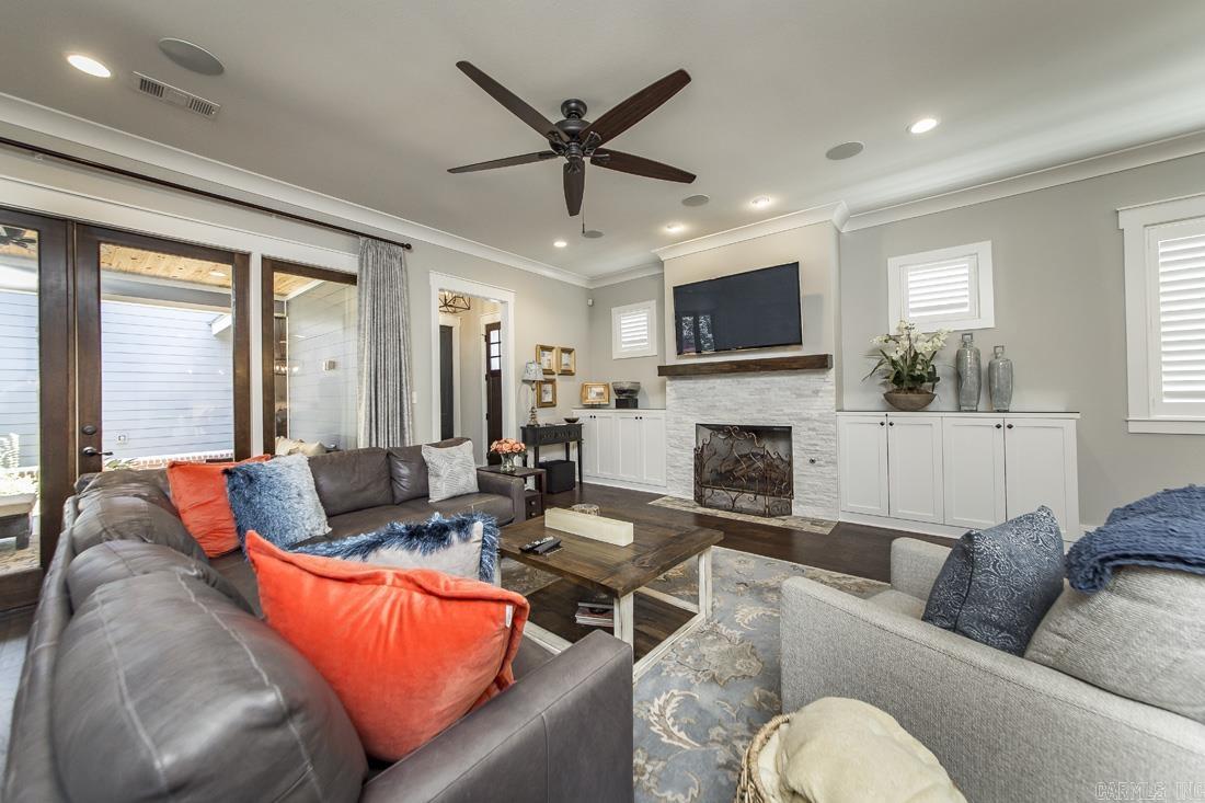 Mountain Park - Residential Lease