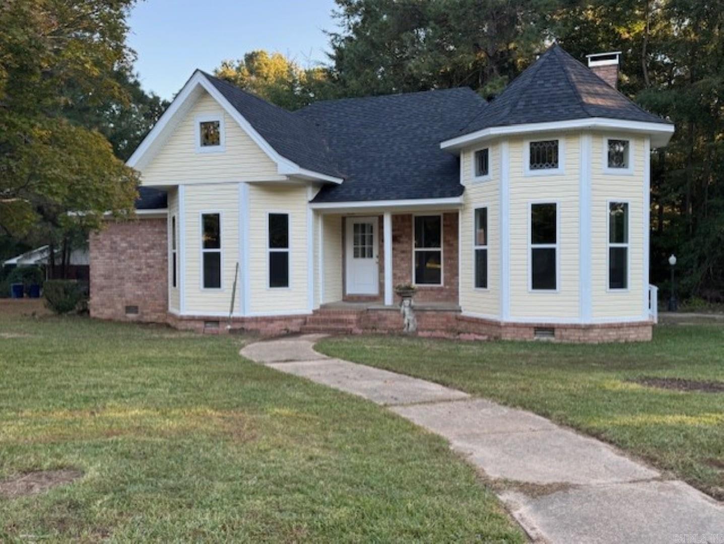 PINE HILLS - Residential