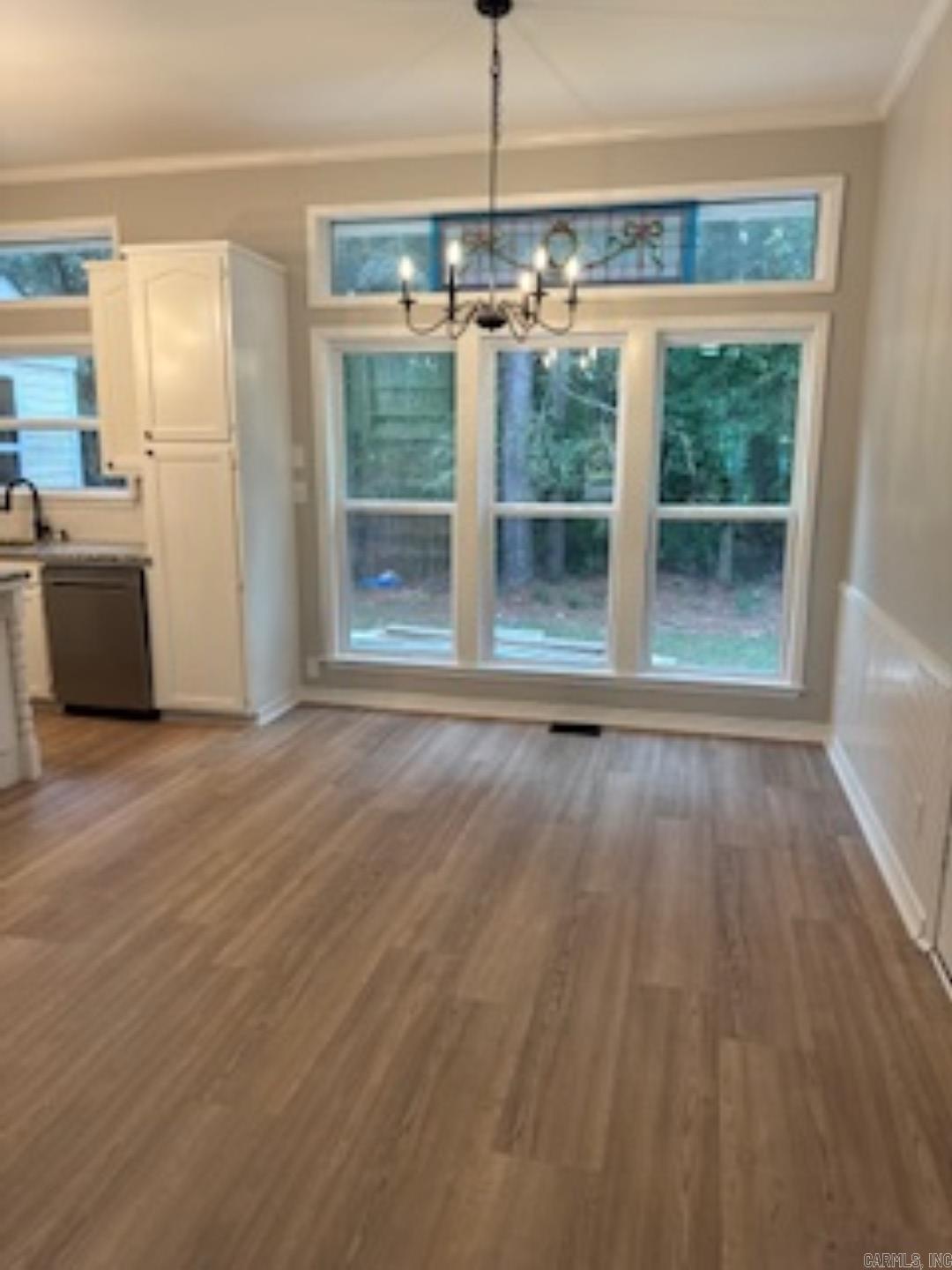 PINE HILLS - Residential