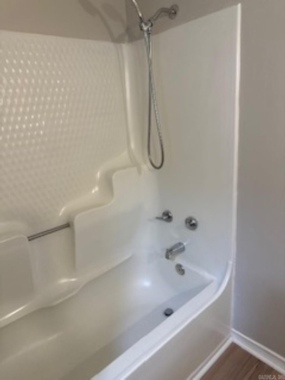 PINE HILLS - Residential