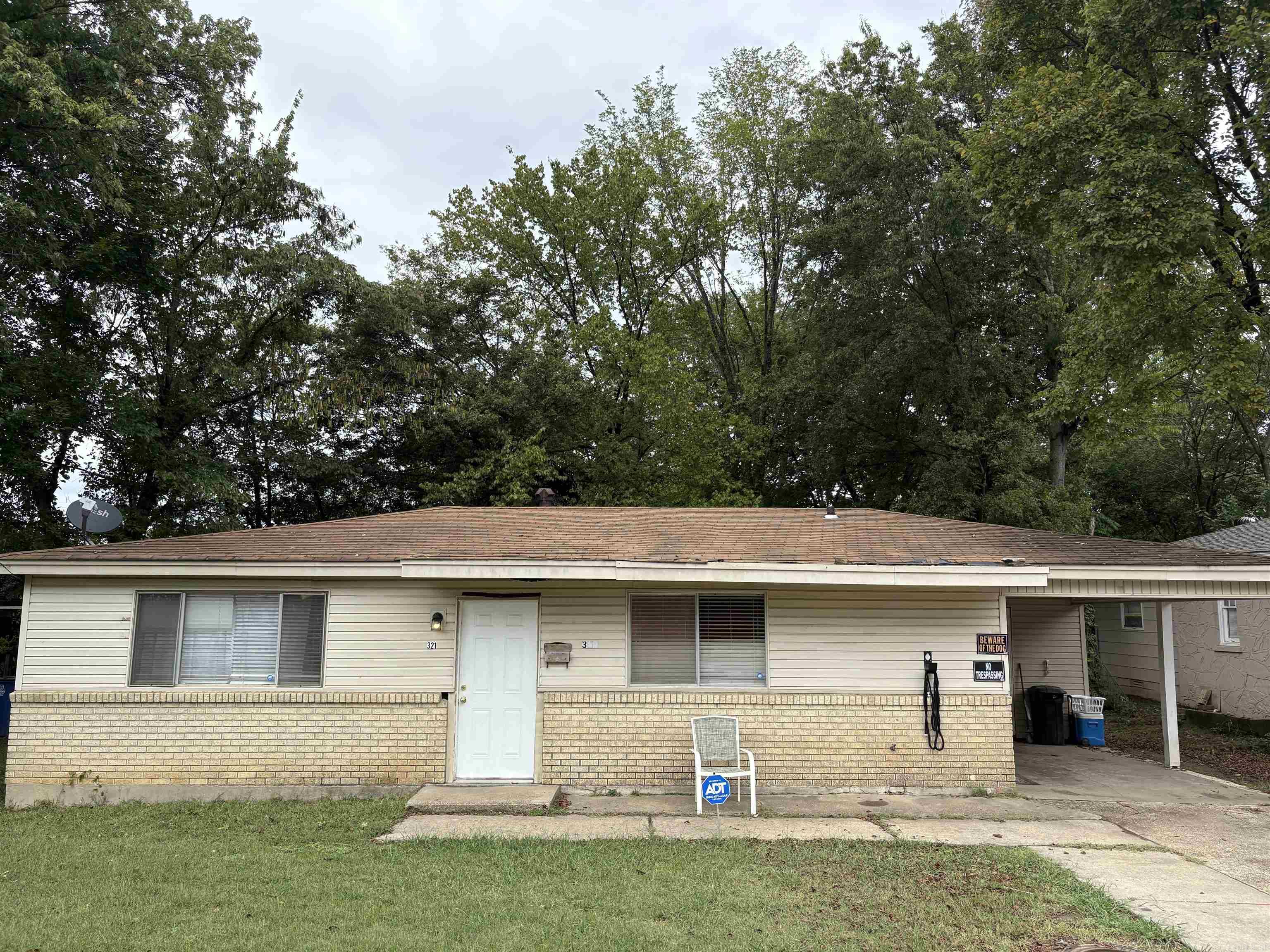 Check out this 3-bedroom, 1-bath home in North Little Rock! Just off McCain Blvd, you’re minutes from shopping, dining, and entertainment. Perfect for a first-time buyer or investor, this home offers great potential in a prime location. See agent remarks.