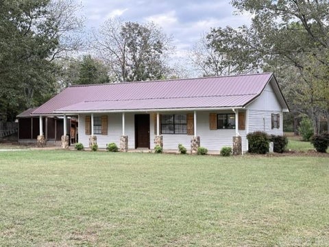 Photo of 100 Reed Street, Batesville, AR 72501 (MLS # 26042921)