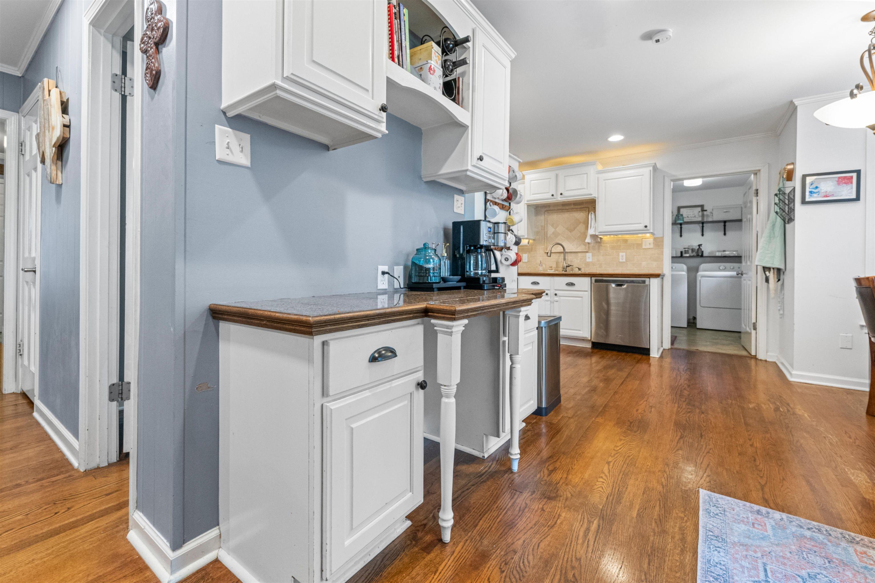 LUDINGTON HGTS - Residential