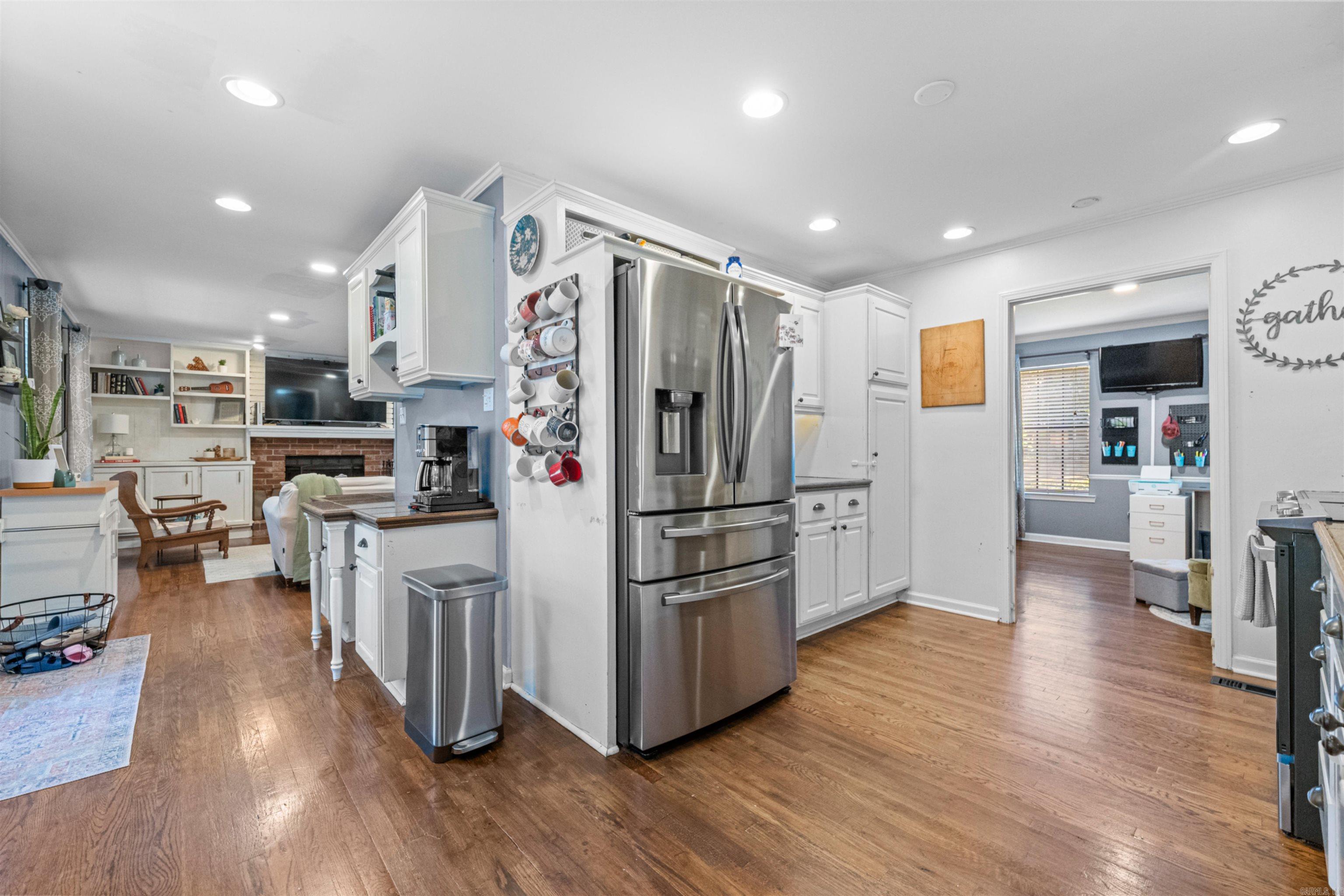 LUDINGTON HGTS - Residential