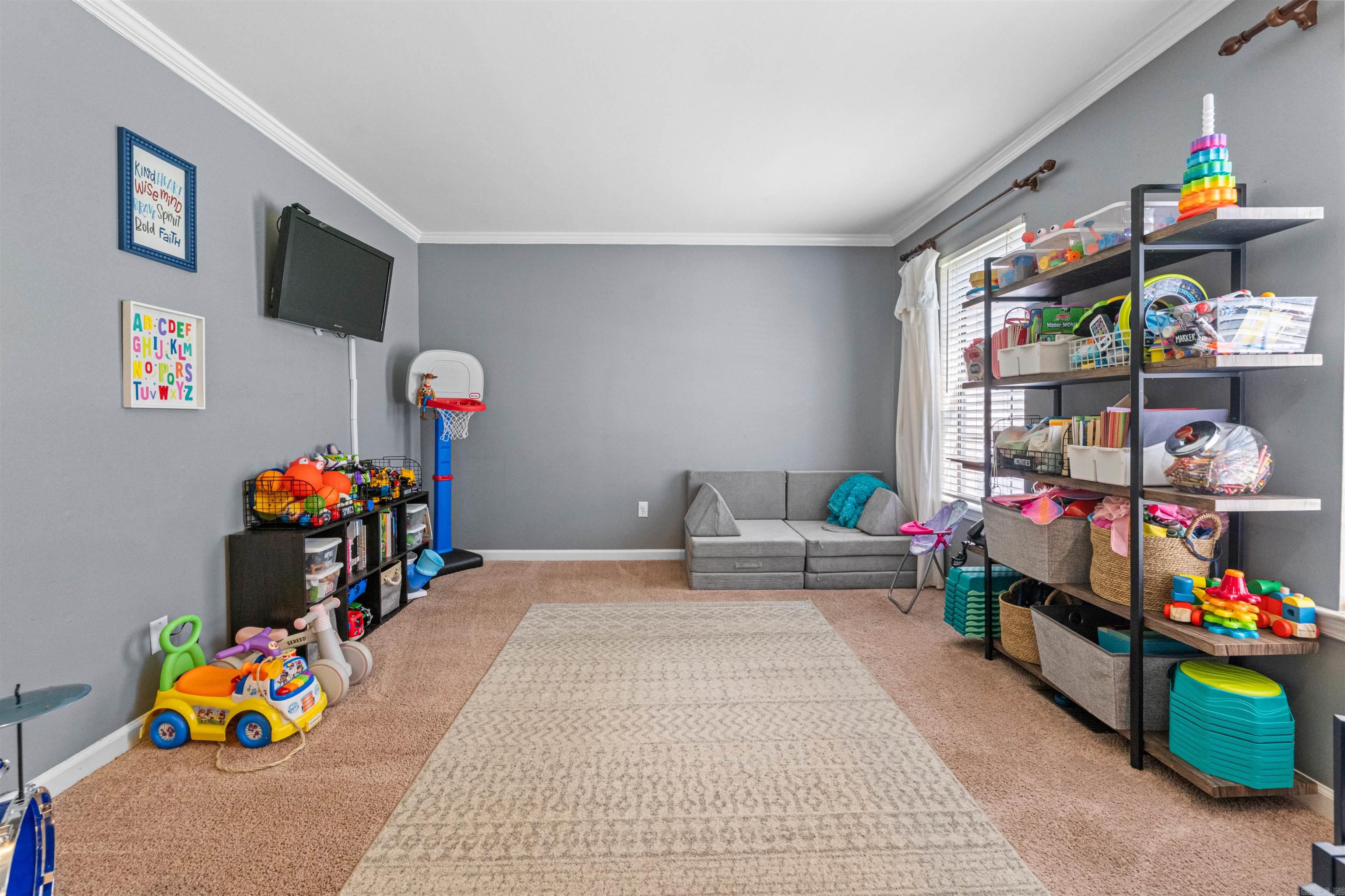 LUDINGTON HGTS - Residential