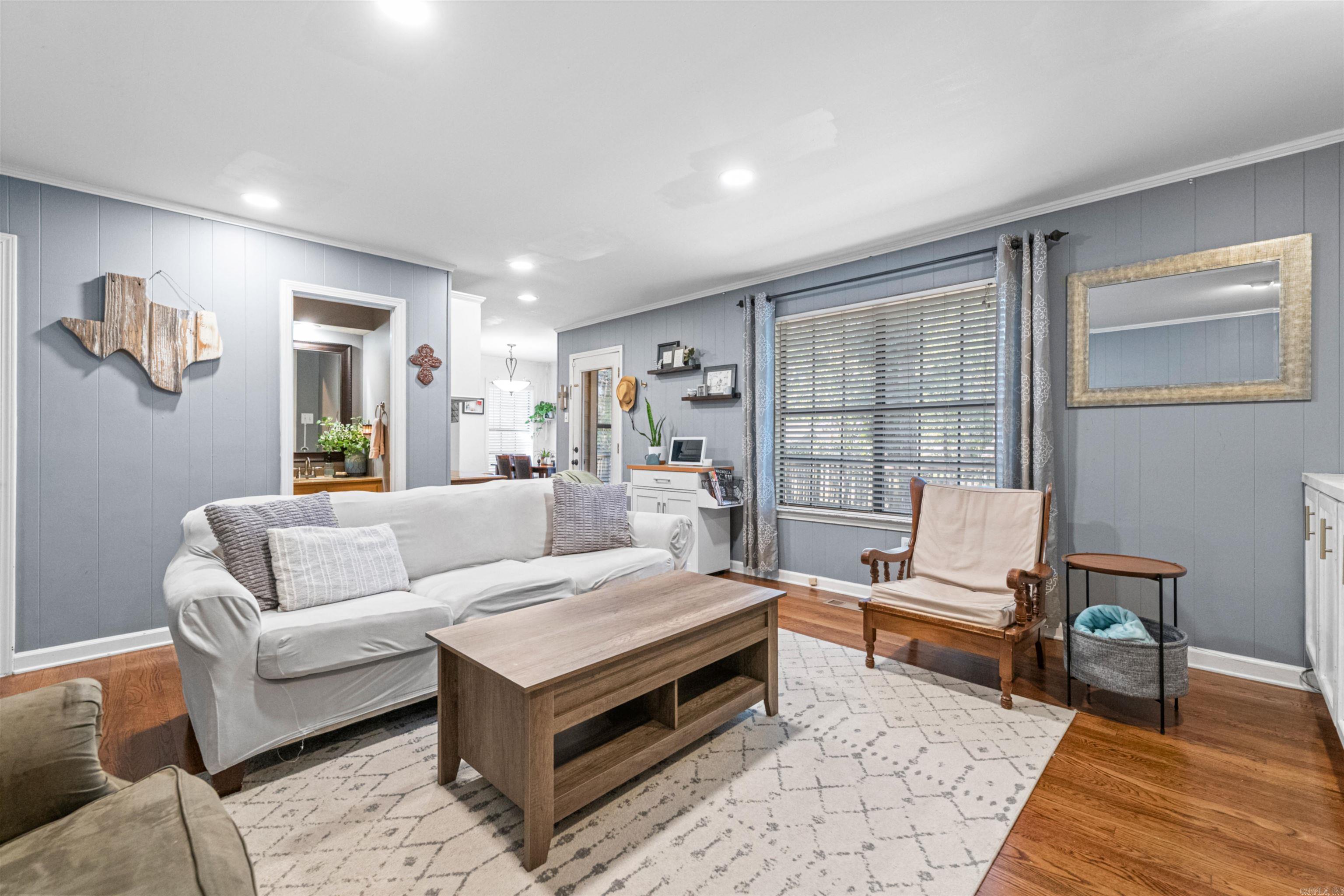 LUDINGTON HGTS - Residential