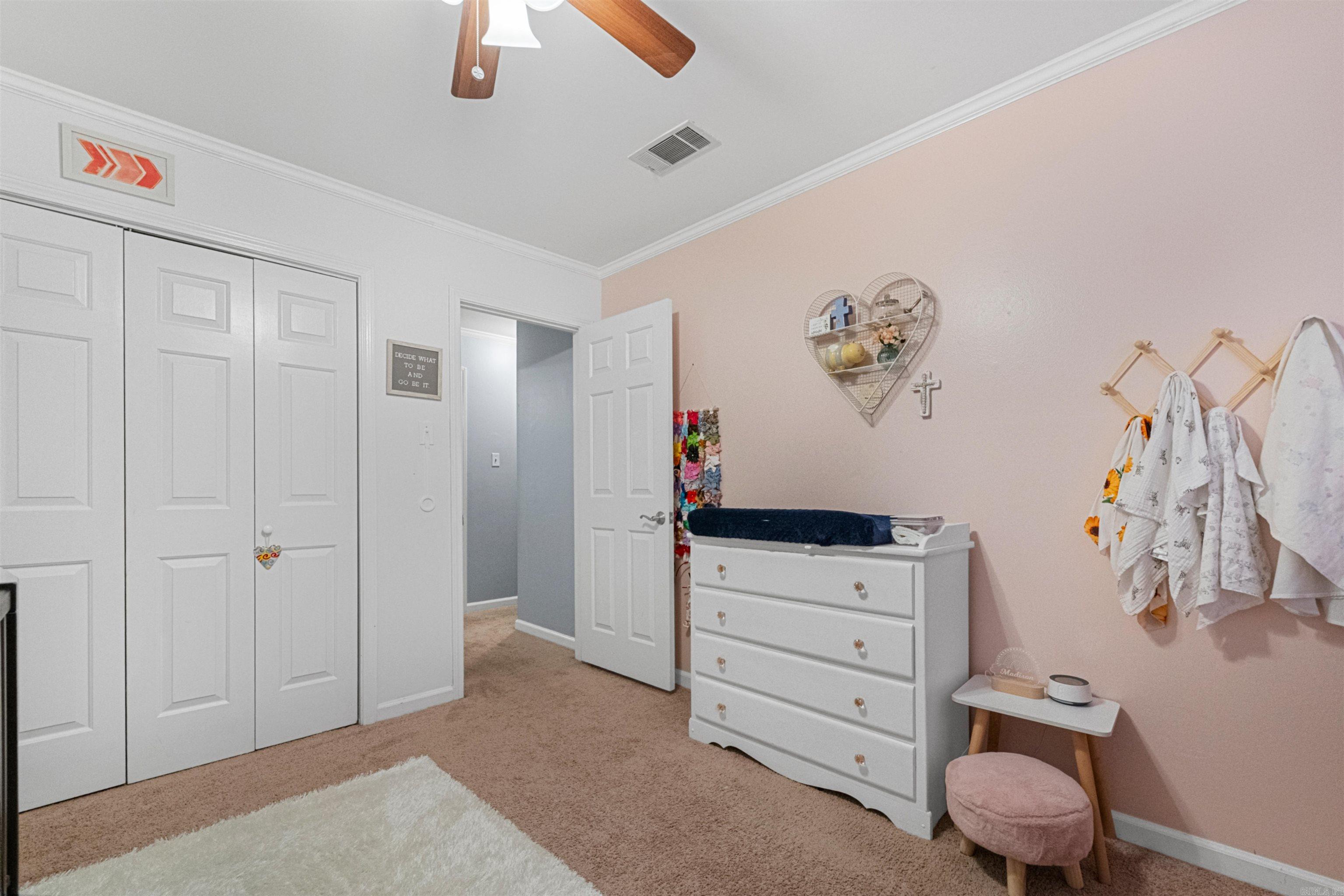 LUDINGTON HGTS - Residential