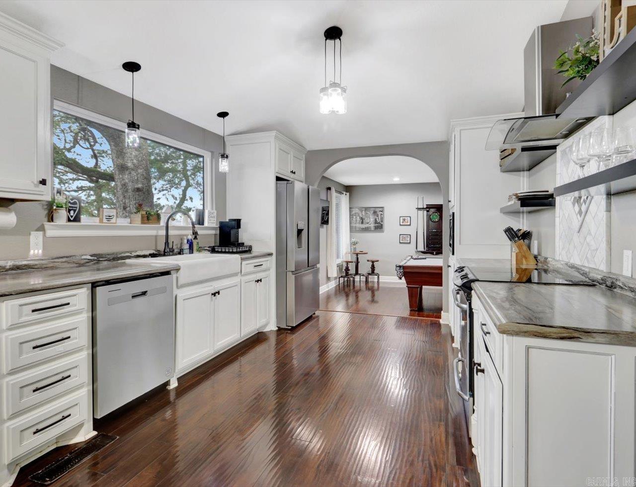 LAKE CATHERINE IND. ESTATES - Residential