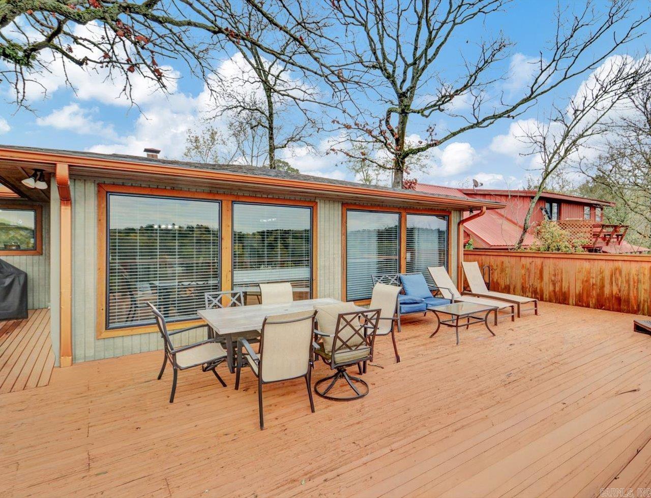 LAKE CATHERINE IND. ESTATES - Residential