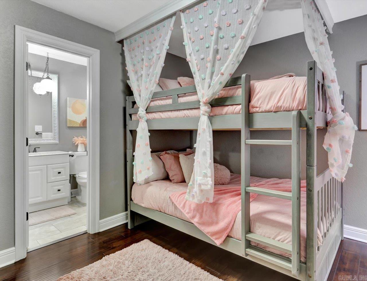 LAKE CATHERINE IND. ESTATES - Residential