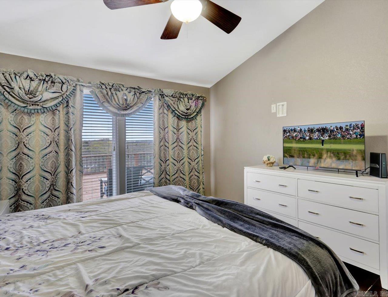 LAKE CATHERINE IND. ESTATES - Residential