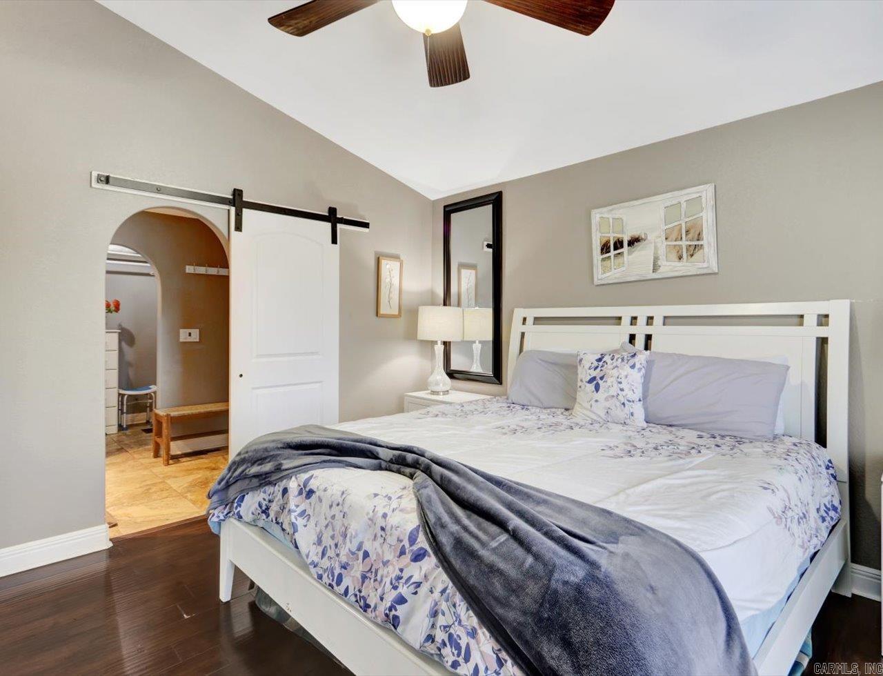 LAKE CATHERINE IND. ESTATES - Residential