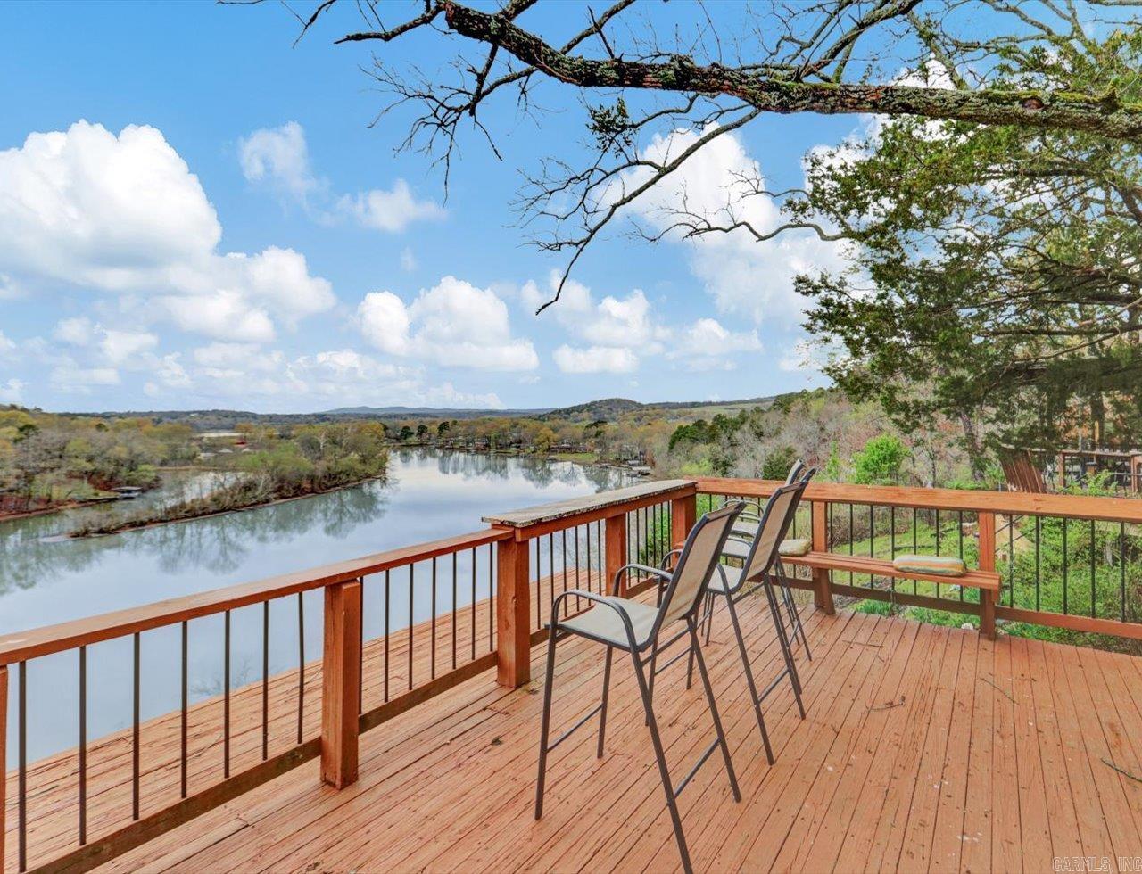 LAKE CATHERINE IND. ESTATES - Residential