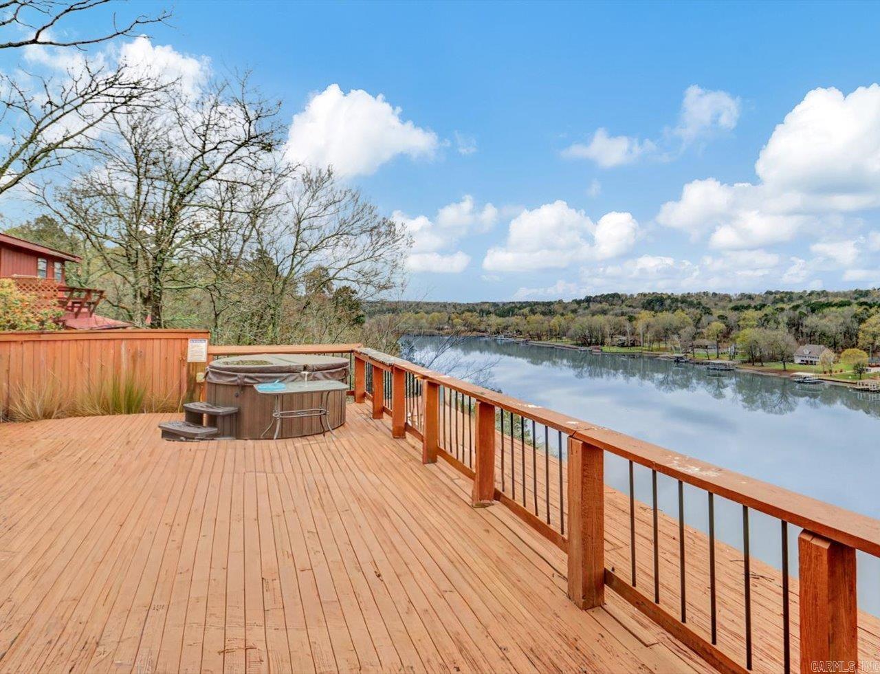 LAKE CATHERINE IND. ESTATES - Residential