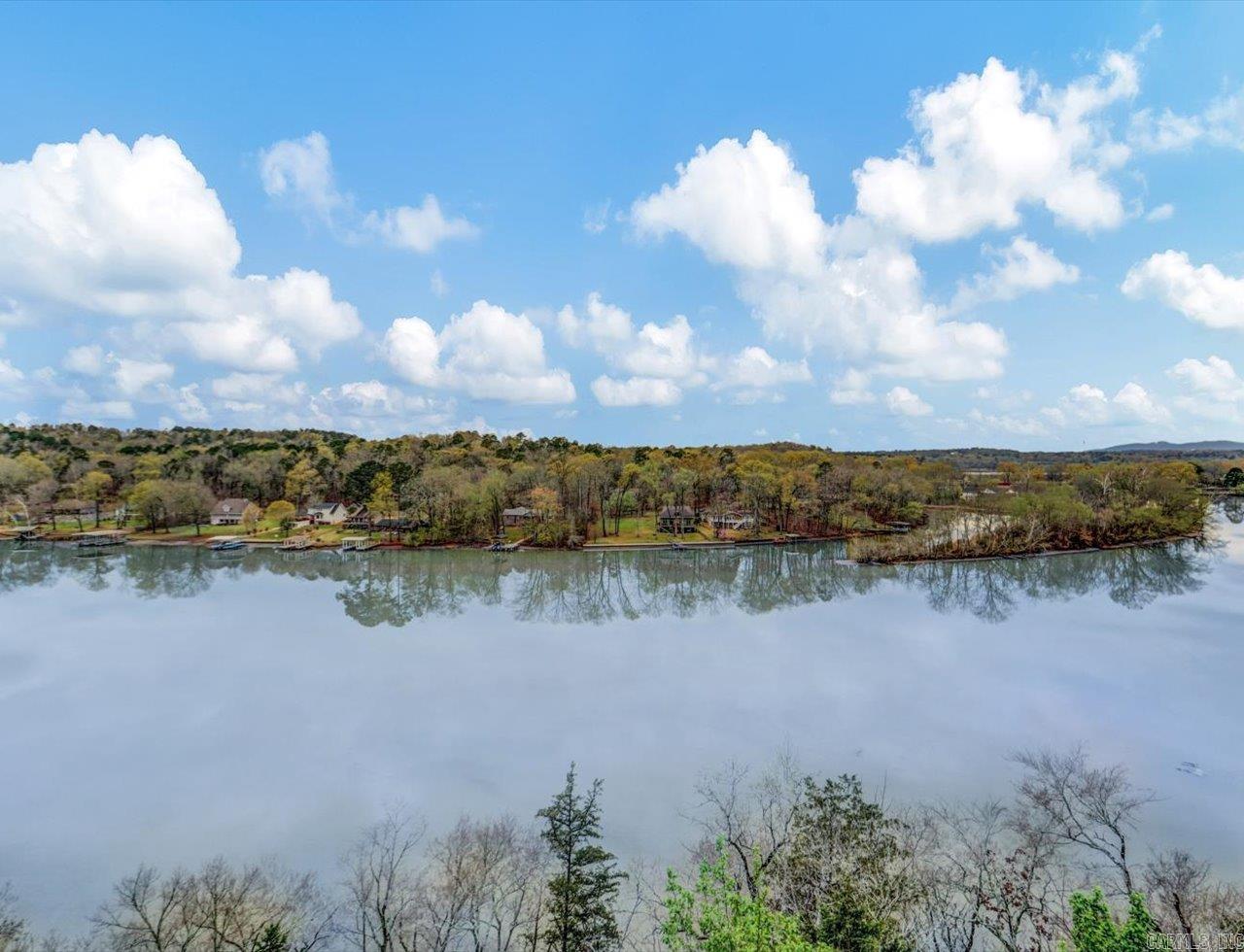 LAKE CATHERINE IND. ESTATES - Residential