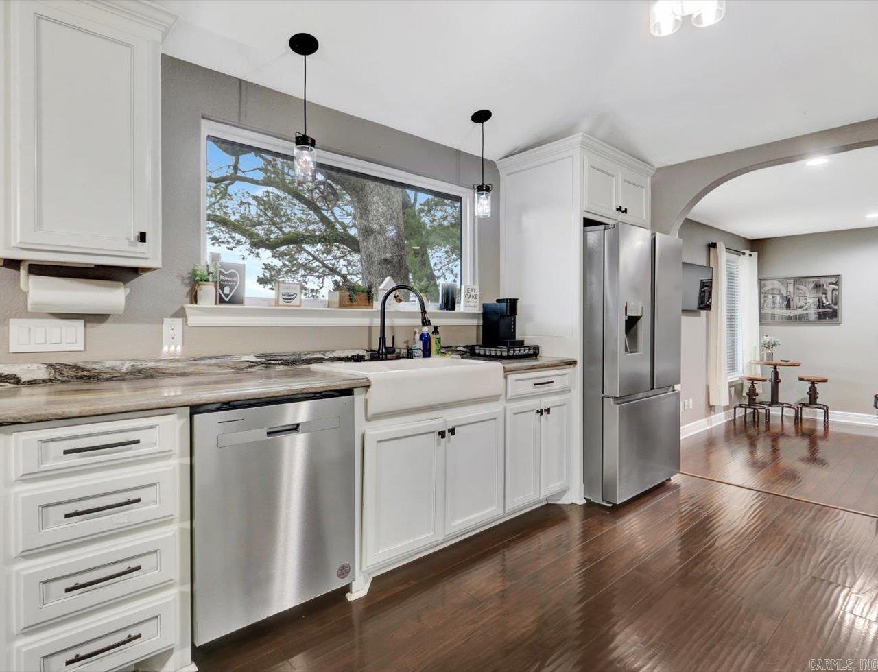 LAKE CATHERINE IND. ESTATES - Residential