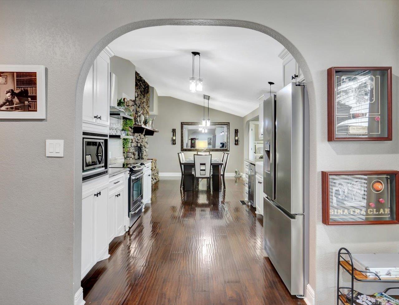 LAKE CATHERINE IND. ESTATES - Residential