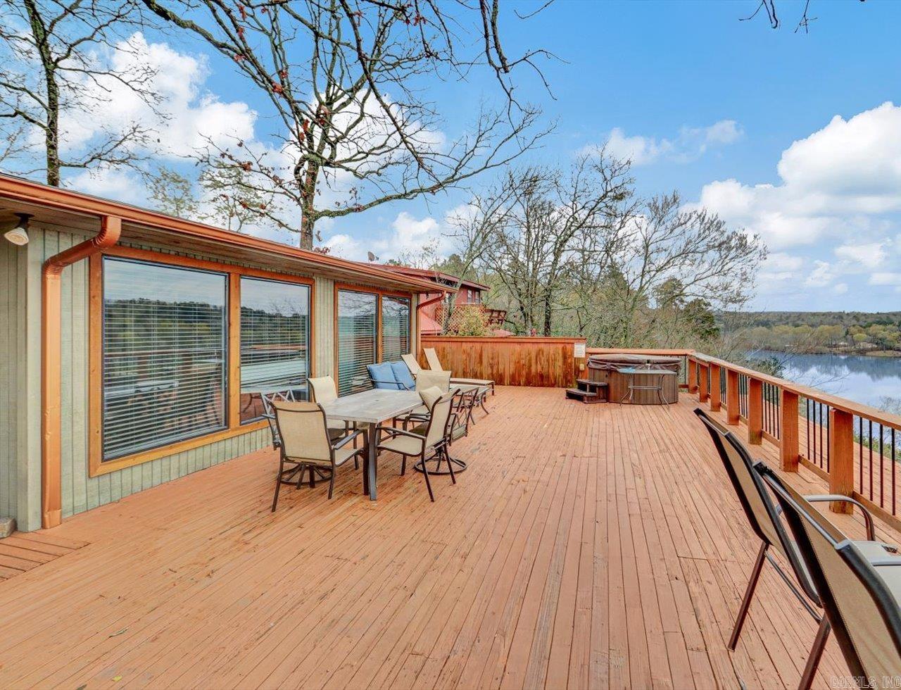 LAKE CATHERINE IND. ESTATES - Residential