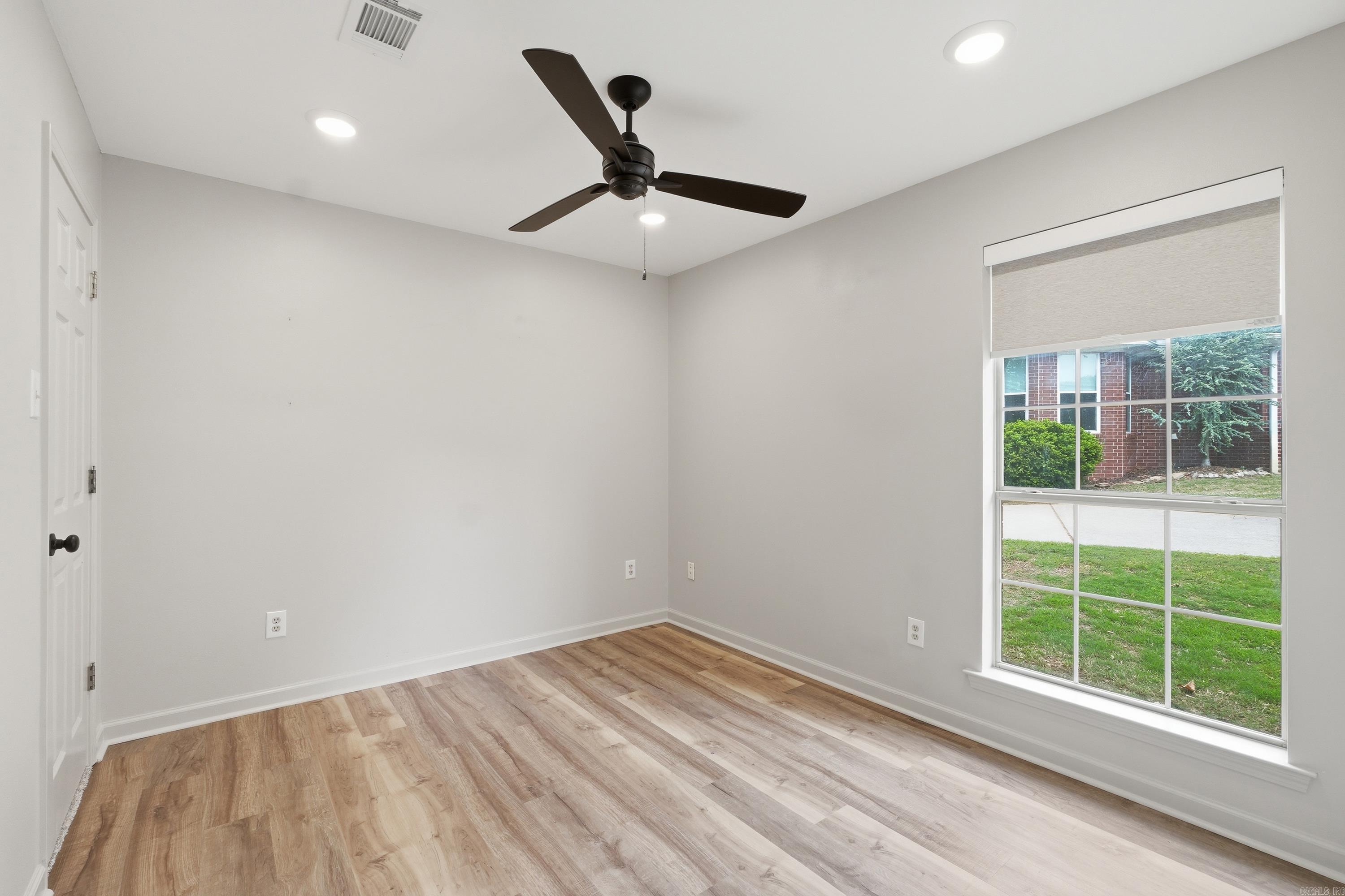 WHITNEY WOODS - Residential