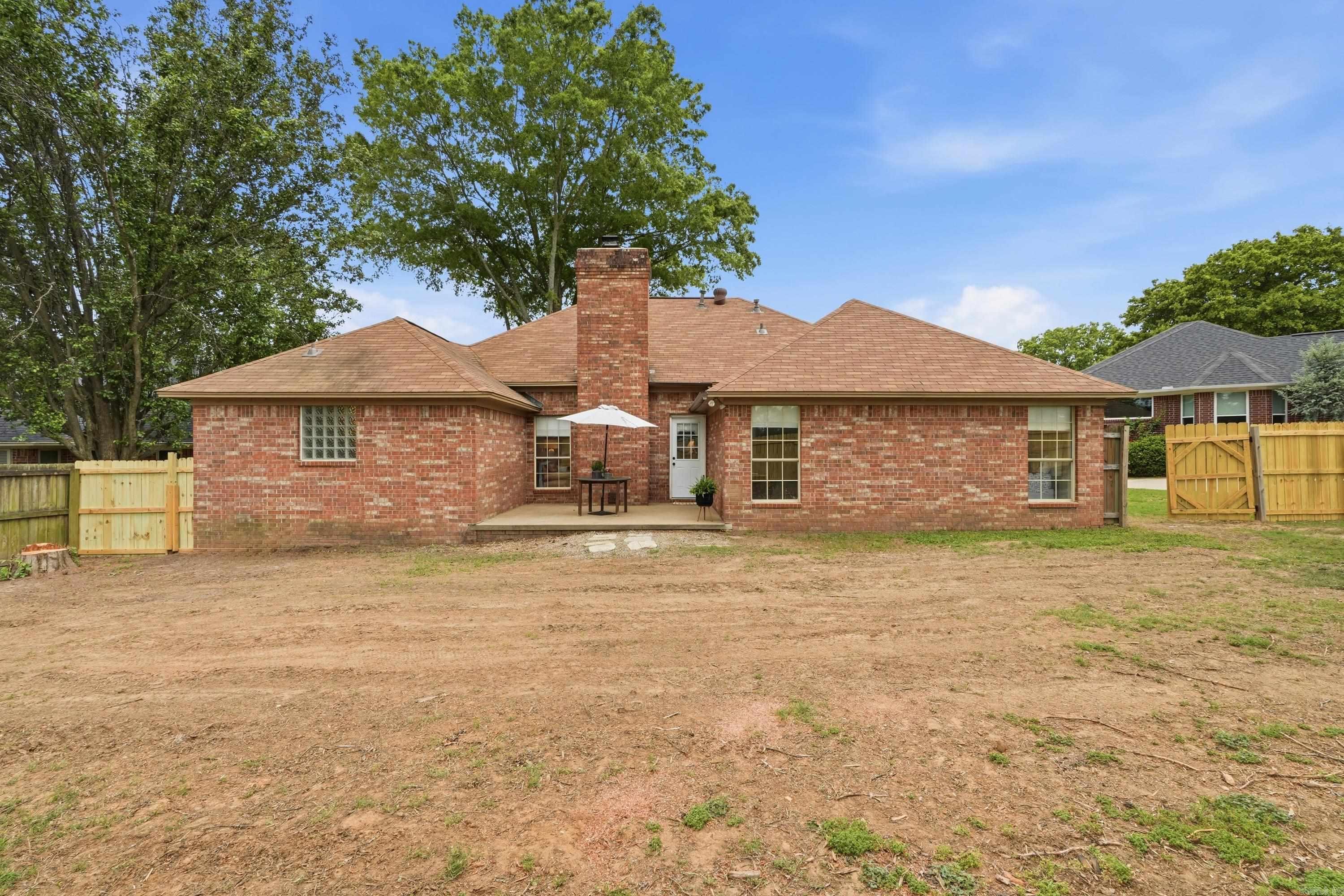 WHITNEY WOODS - Residential