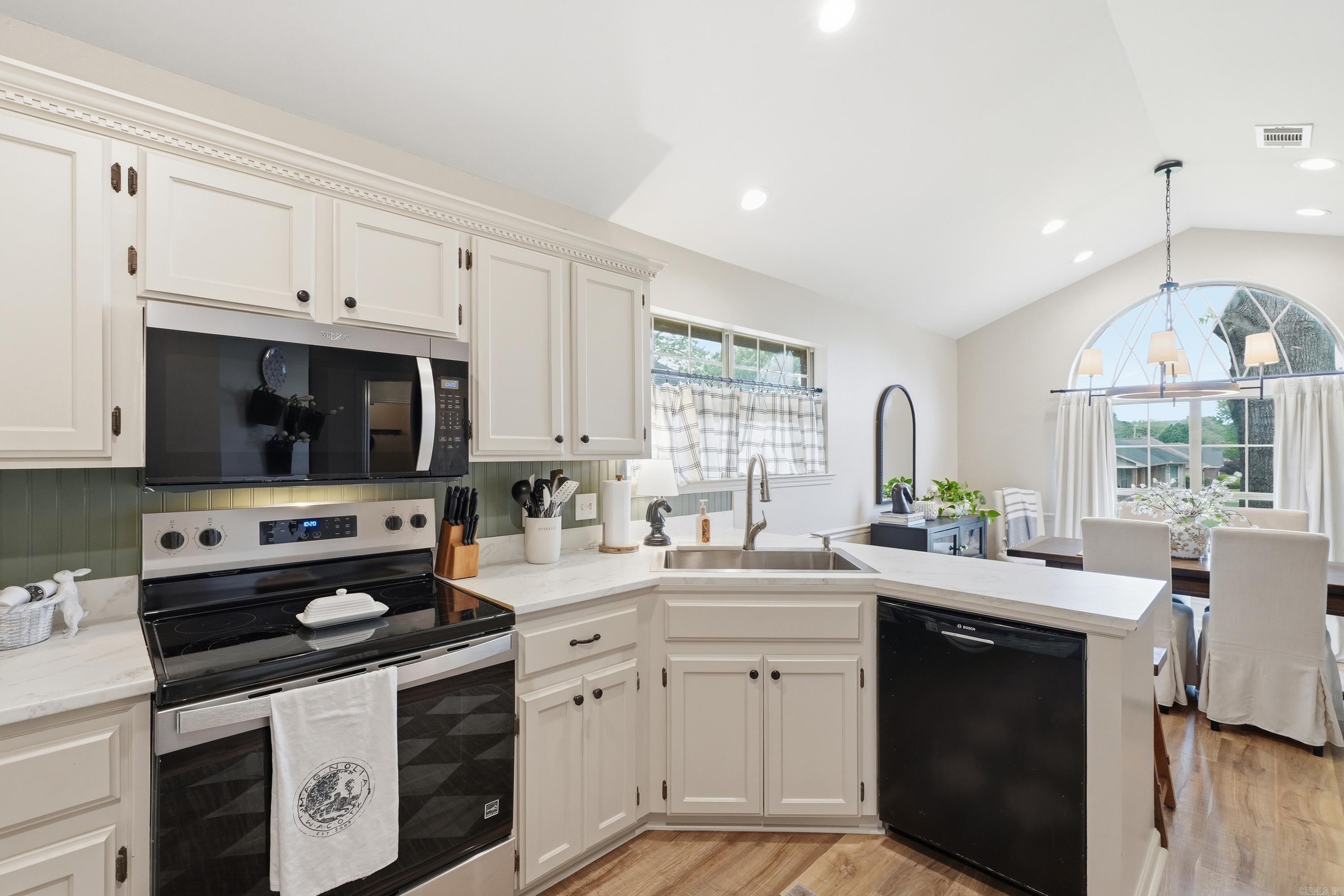 WHITNEY WOODS - Residential