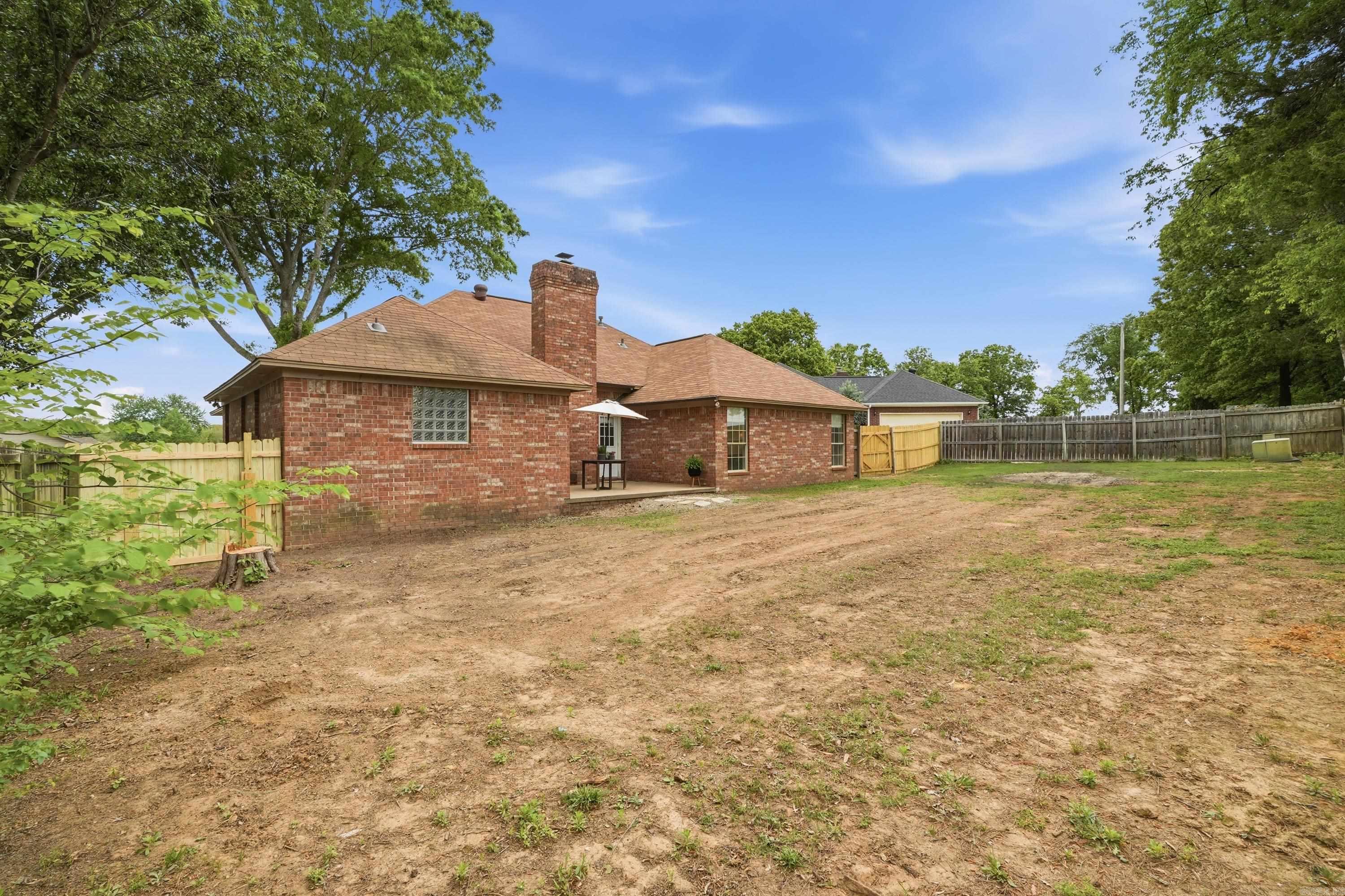 WHITNEY WOODS - Residential