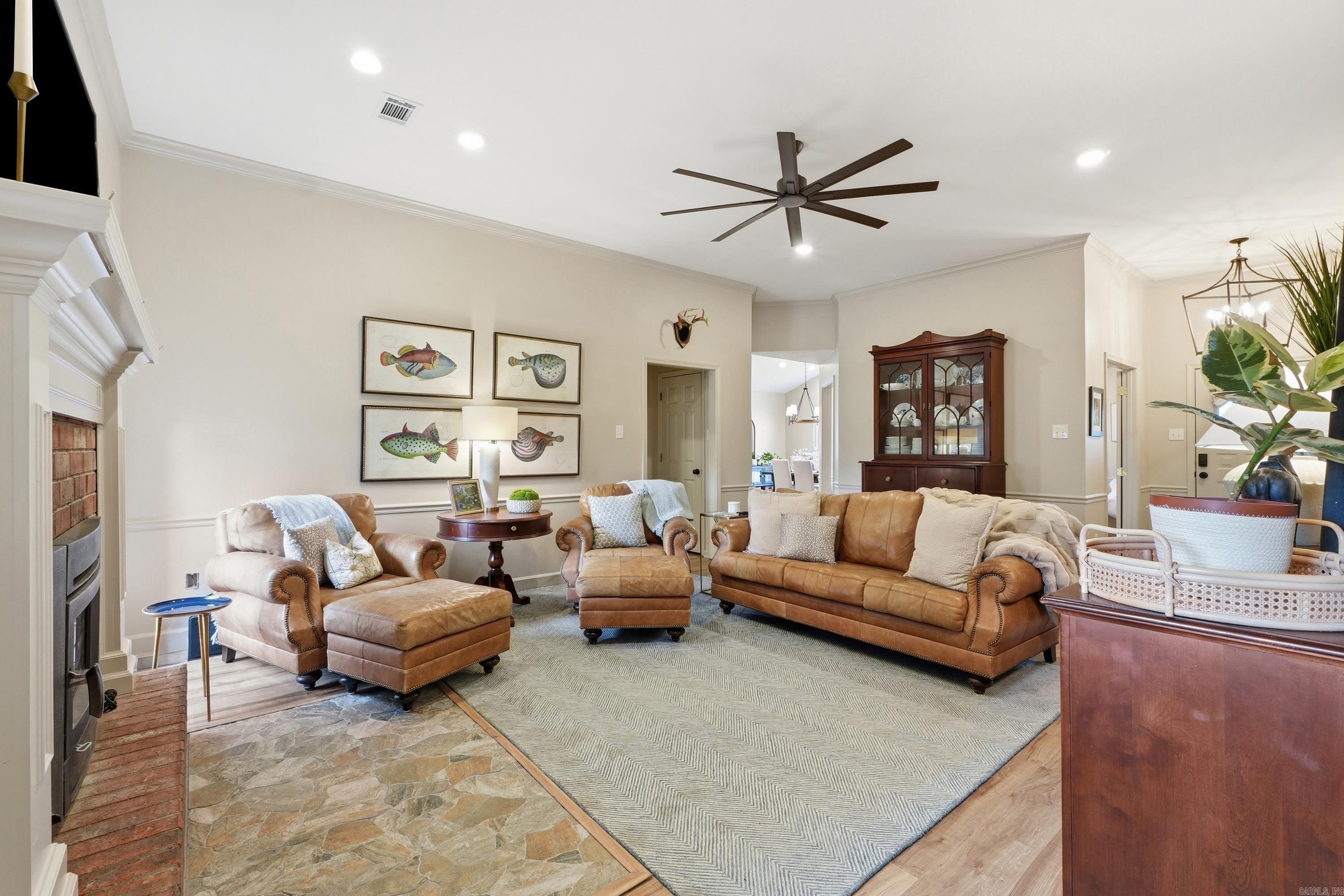 WHITNEY WOODS - Residential