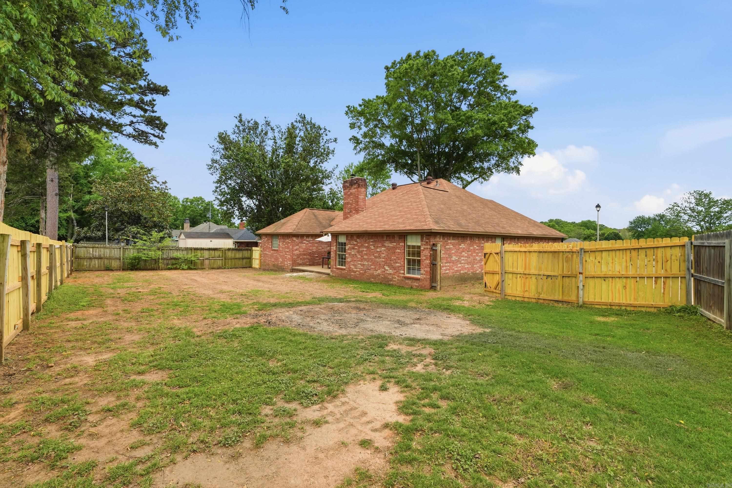 WHITNEY WOODS - Residential