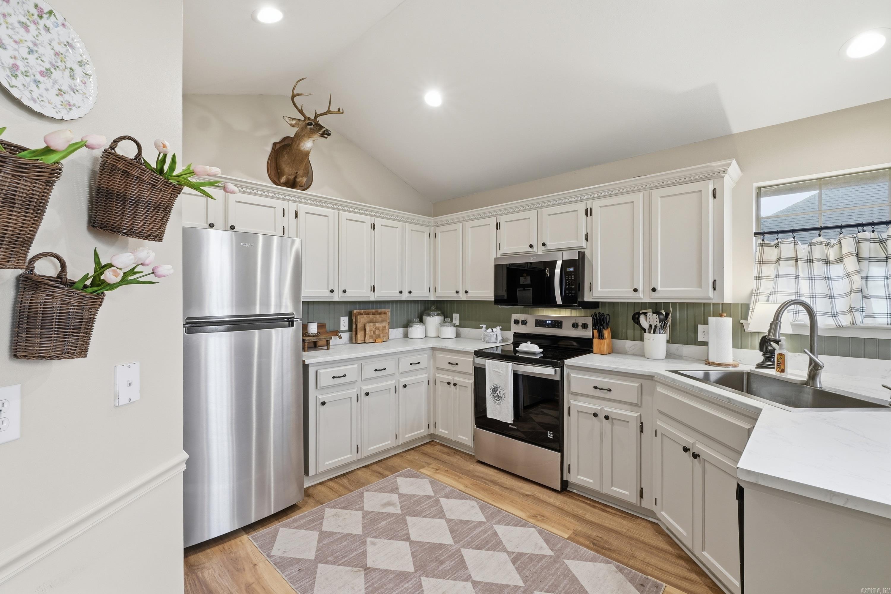 WHITNEY WOODS - Residential