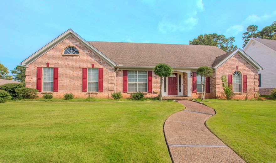 This custom built single level one owner home offers a split bedrm plan, large greatrm with fireplace and wet bar, formal dining for those special occasions, huge kitchen with plenty of counter space and loads of storage plus an island. The primary suite 22x15 offers a tray ceiling big walk-in closet, bath with double vanity, jetted tub and walk-in shower. One of the guest bedrms has a large walk-in closet. Crown molding through out. Patio for outdoor entertaining and yard that feels like carpet. Located in the Don Roberts school district. Home is being sold as is and just waiting for a new family to call it home.
