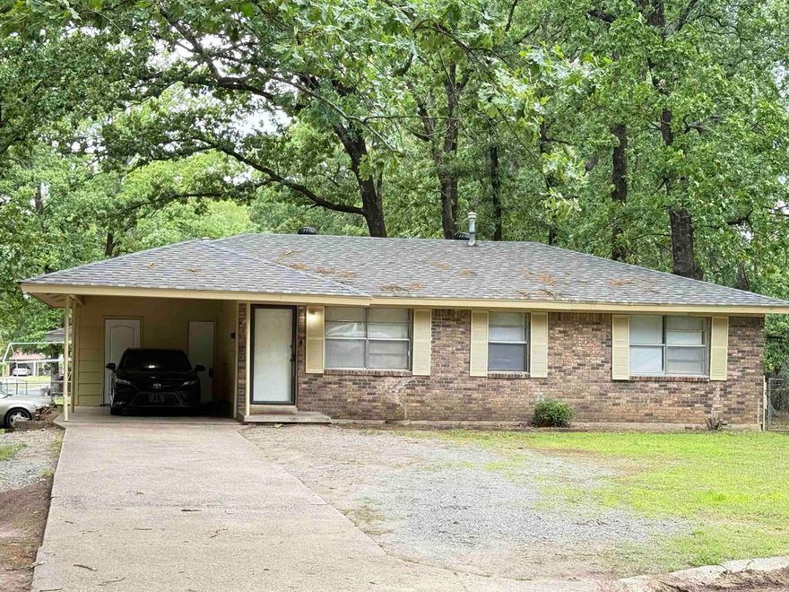 All brick home on a Corner lot. One car carport. This property is in a trust.  Being sold "as is" Seller will make no repairs.  Tenant occupied