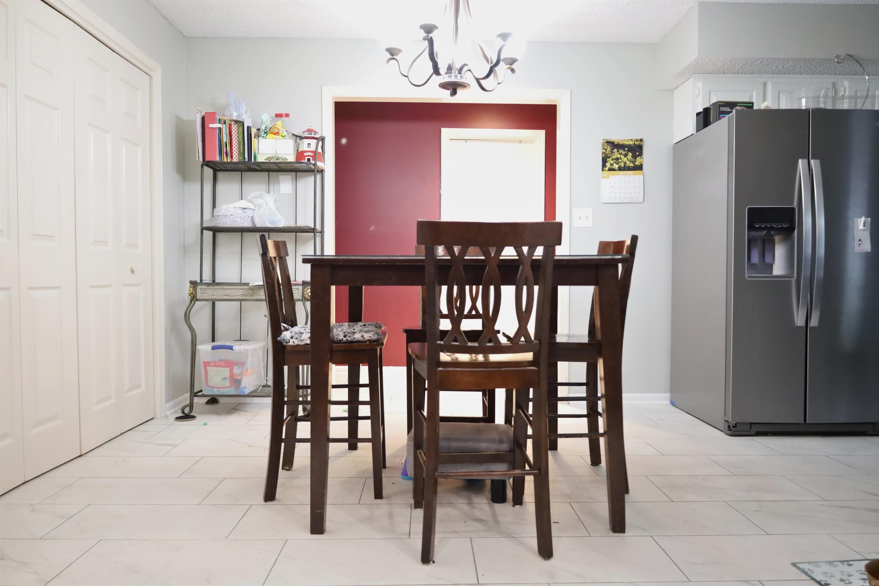 Summerhill Drive - Residential