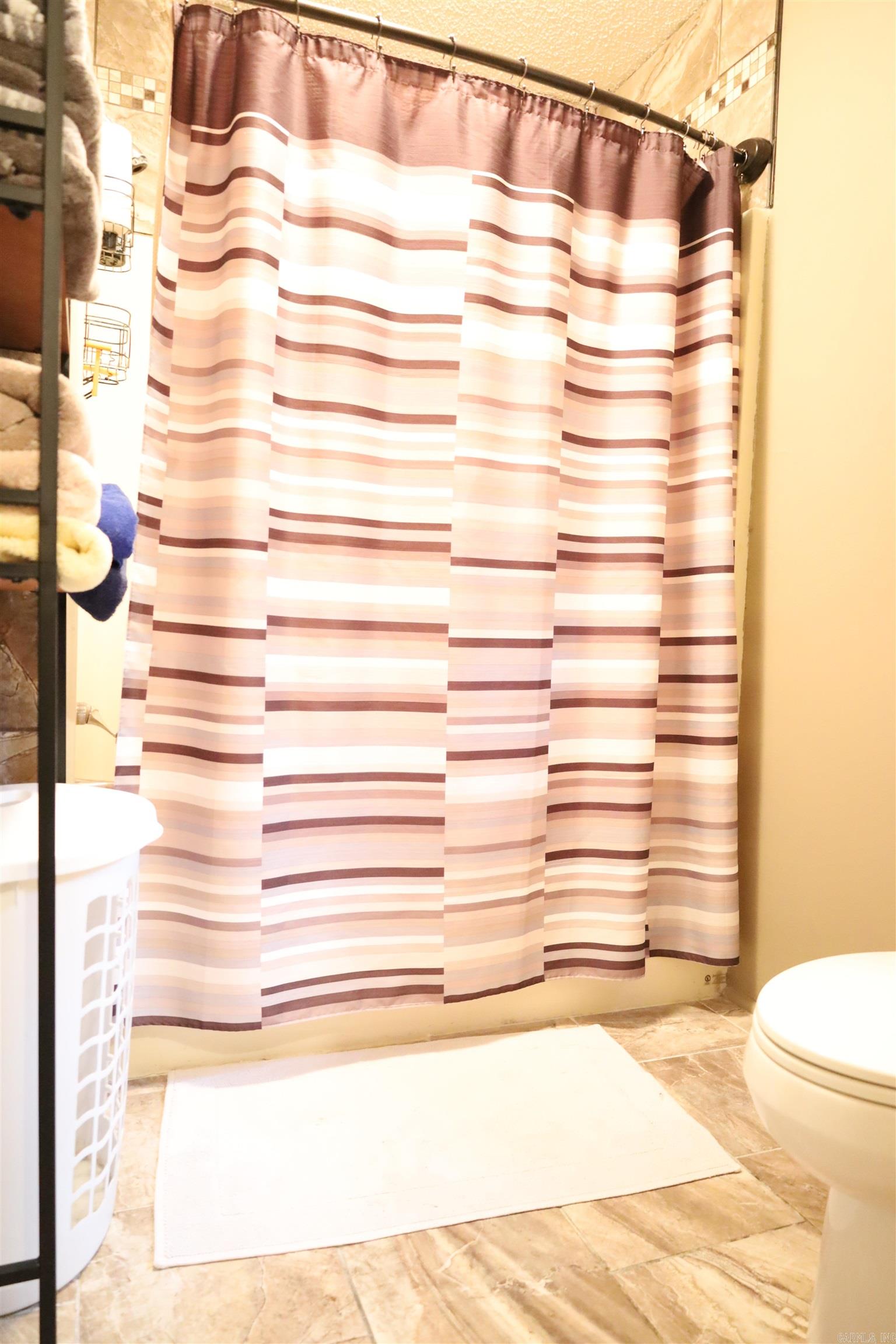 Summerhill Drive - Residential