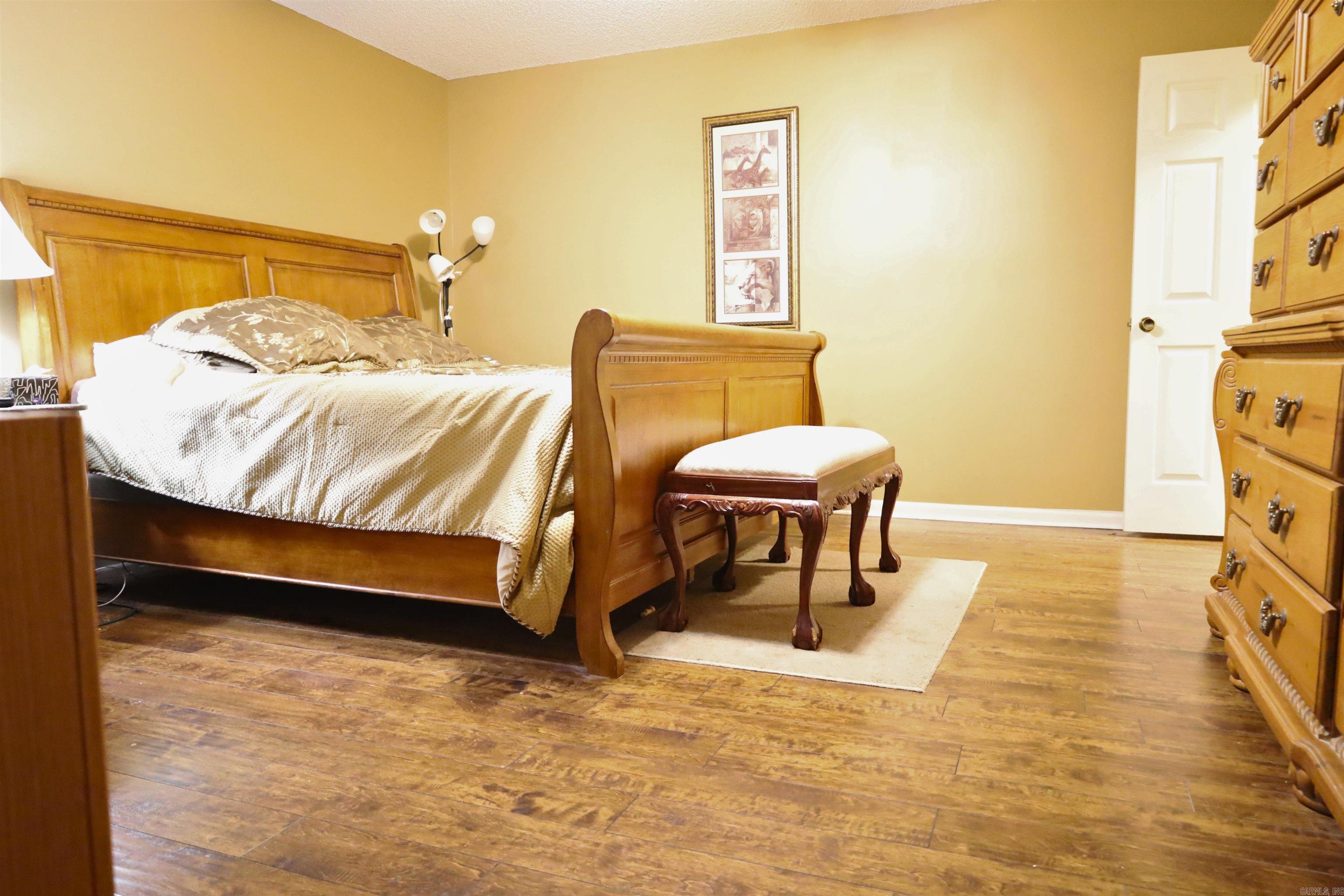 Summerhill Drive - Residential