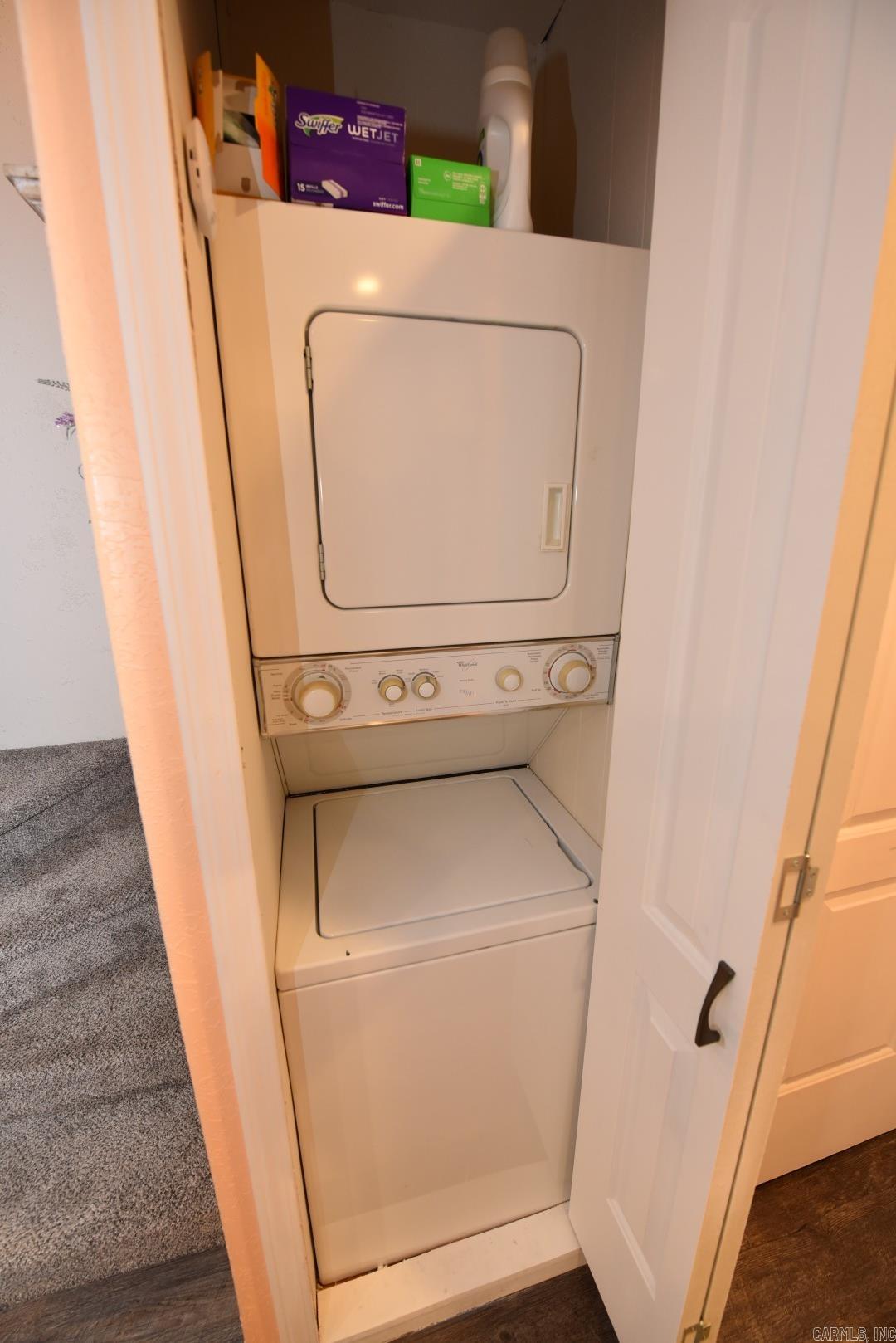 CHELSEA GLADE CONDO - Residential