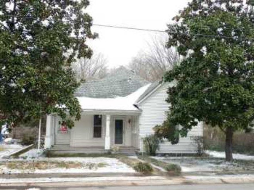 Sold before listed.  Corners were marked without any paperwork.  Inspection and corners were marked before the realtor became involved.