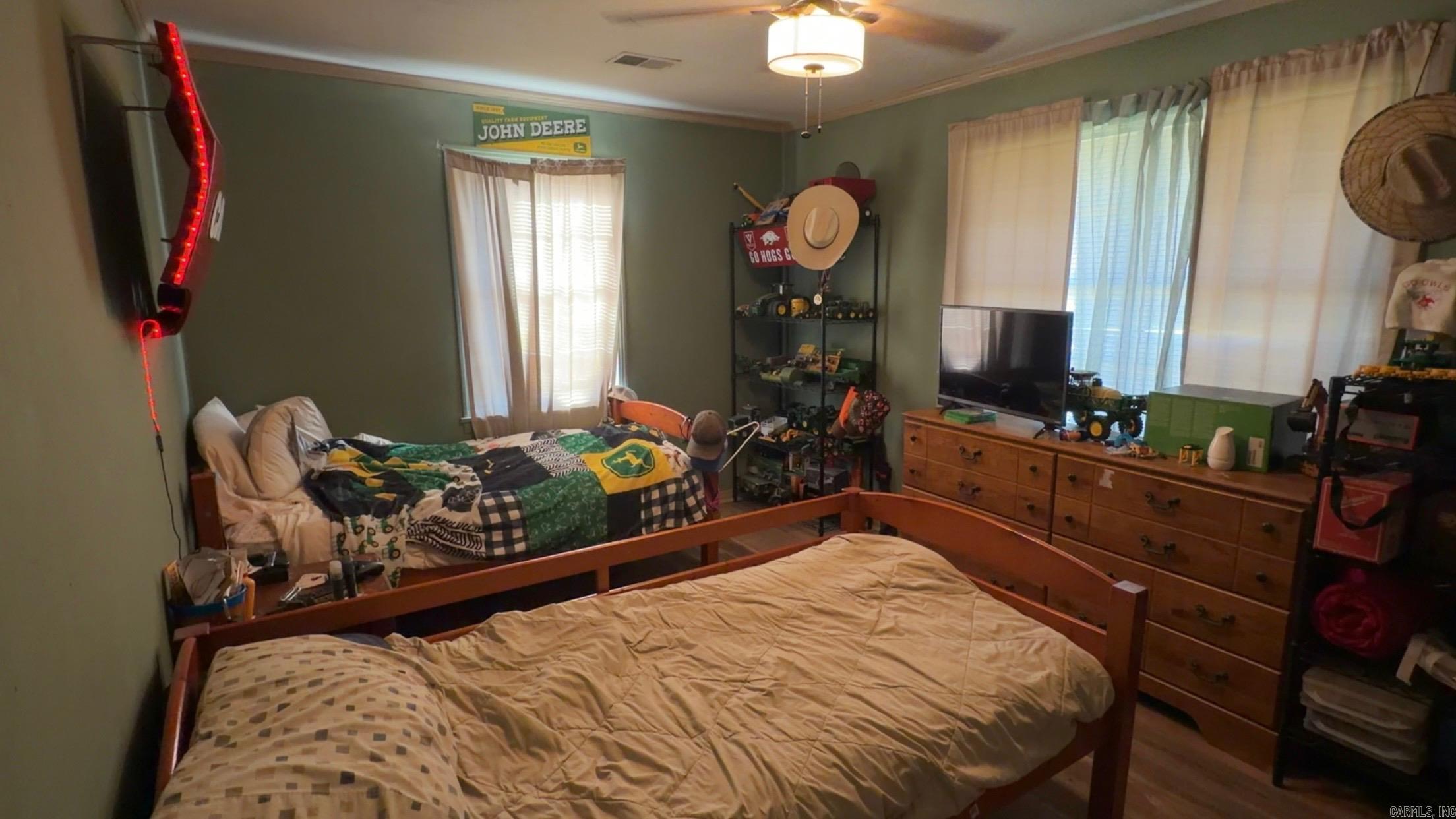 WILLOUGHBY & FRIEDMAN - Residential