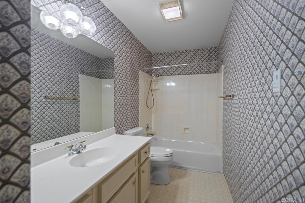 RAINWOOD COVE - Residential