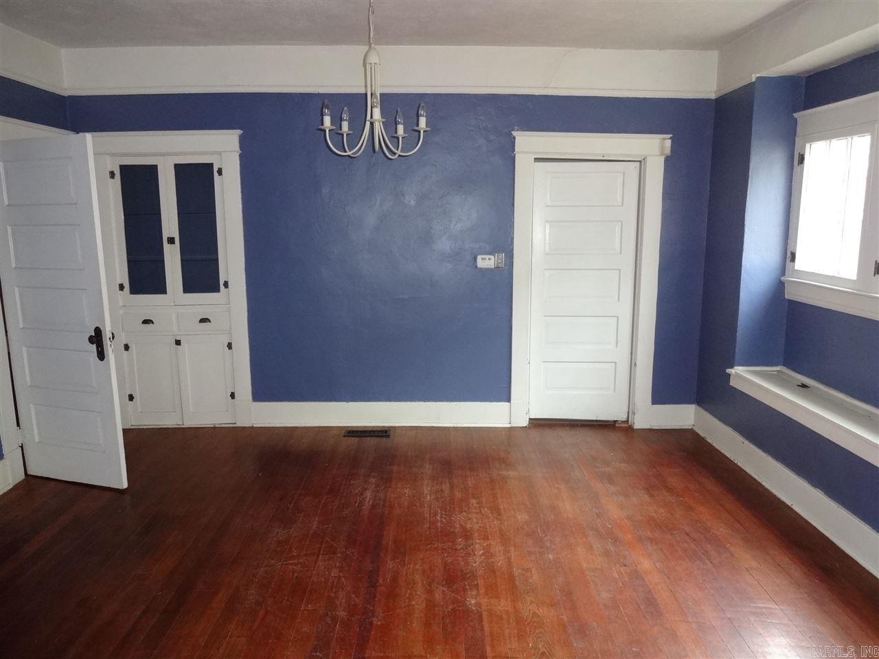 Elmhurst - Residential Lease