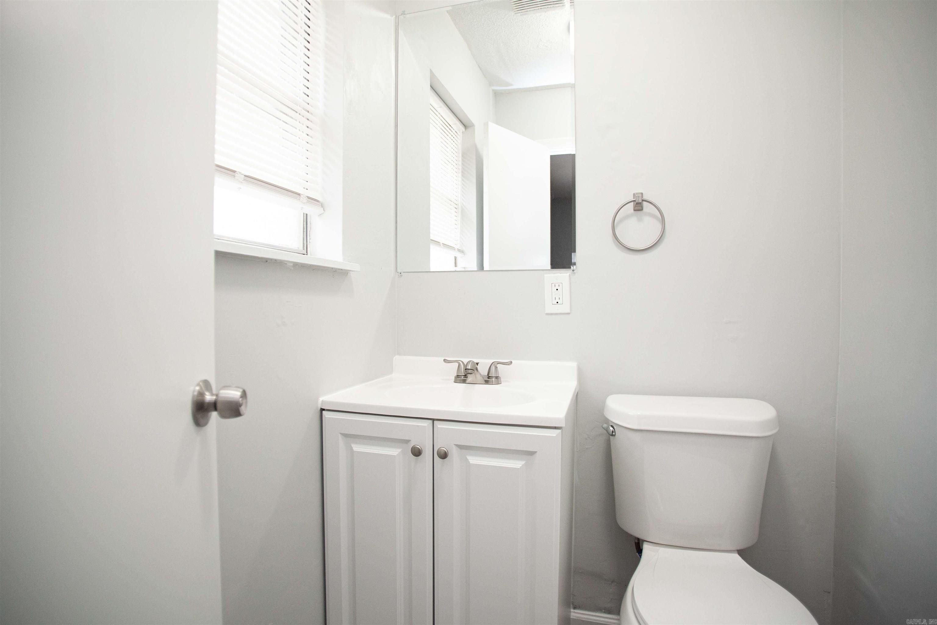 Twin Oaks - Residential Lease