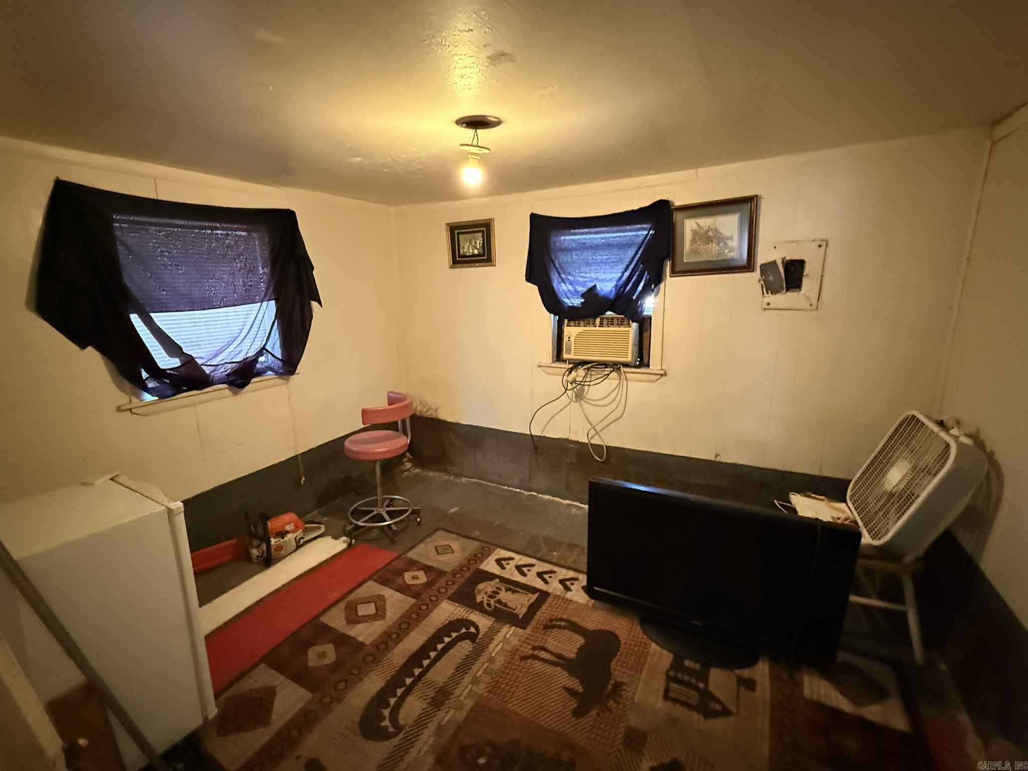 MONKS J W NORTHWESTERN - Residential