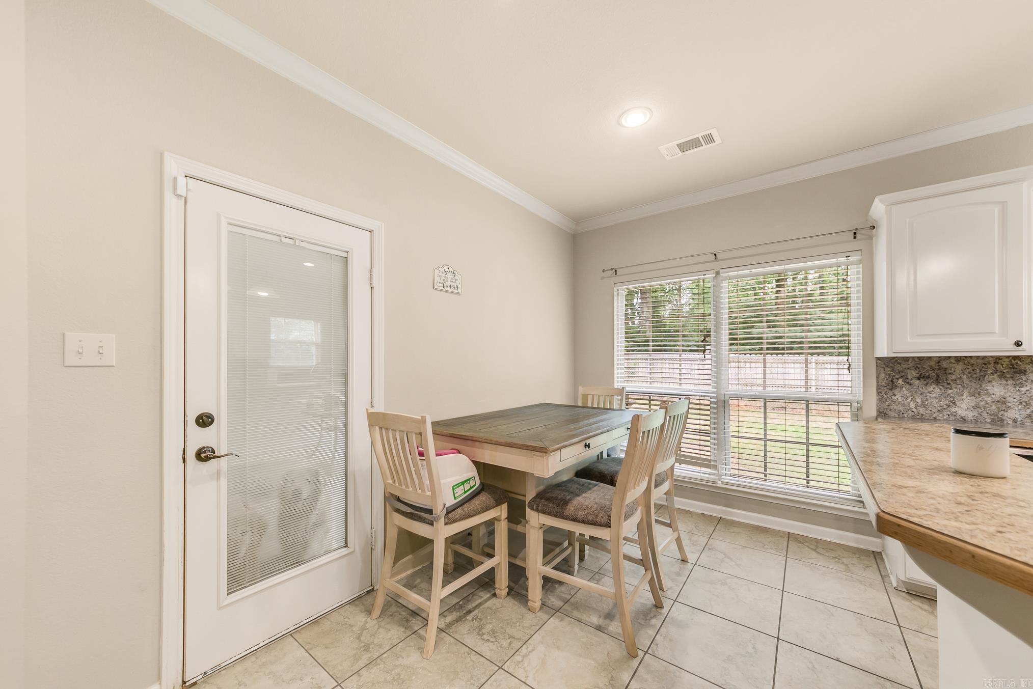 CROSS CREEK - Residential