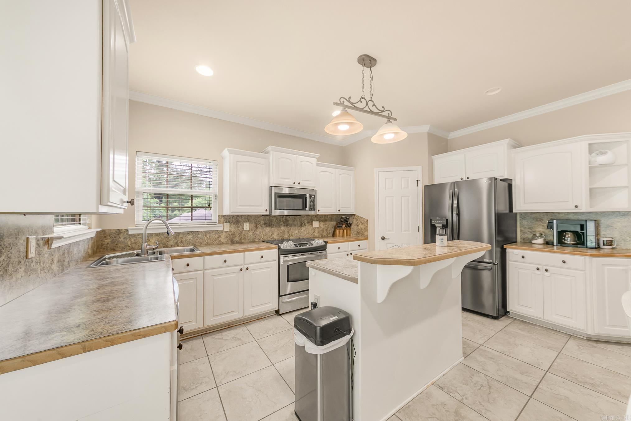 CROSS CREEK - Residential