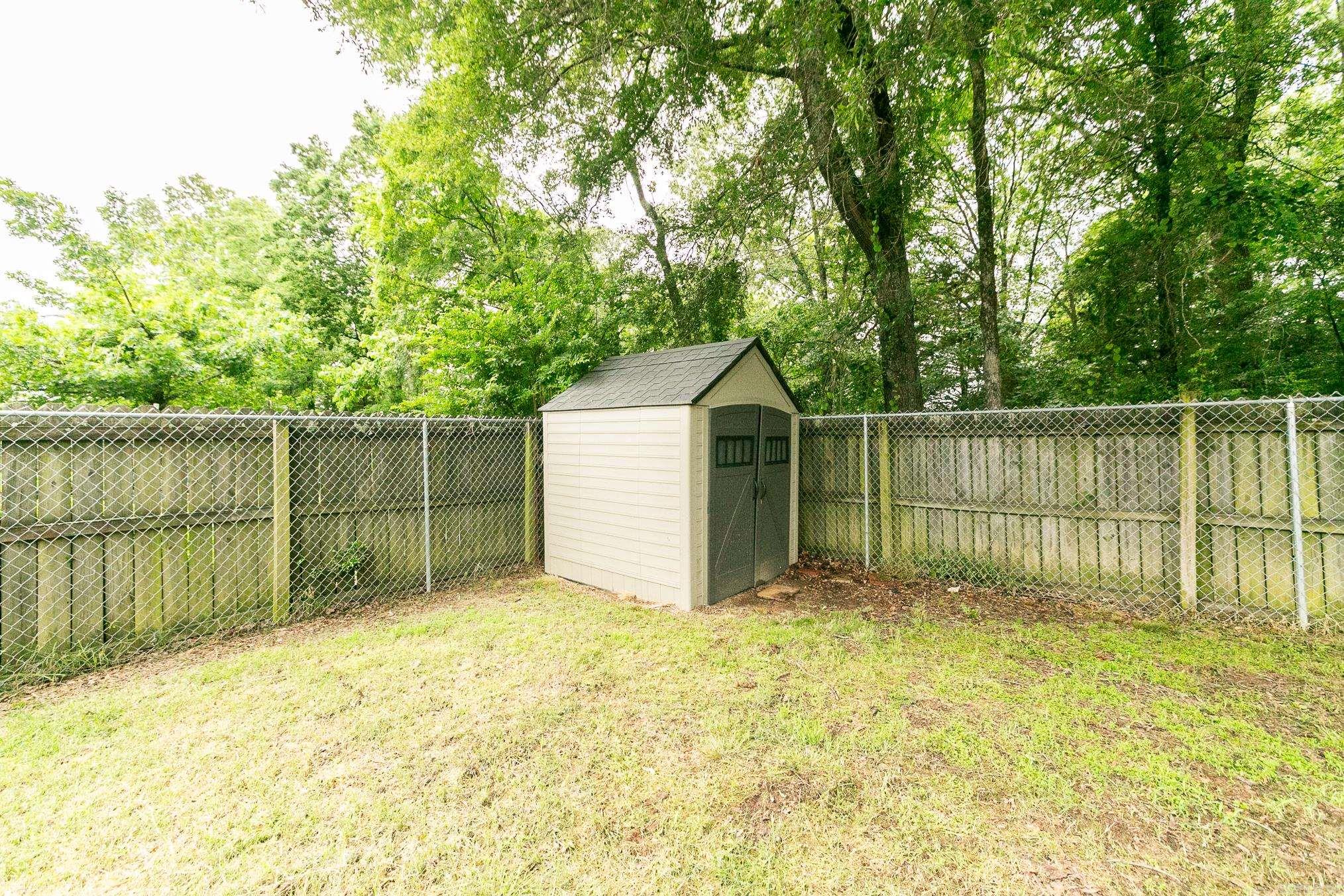 CROSS CREEK - Residential